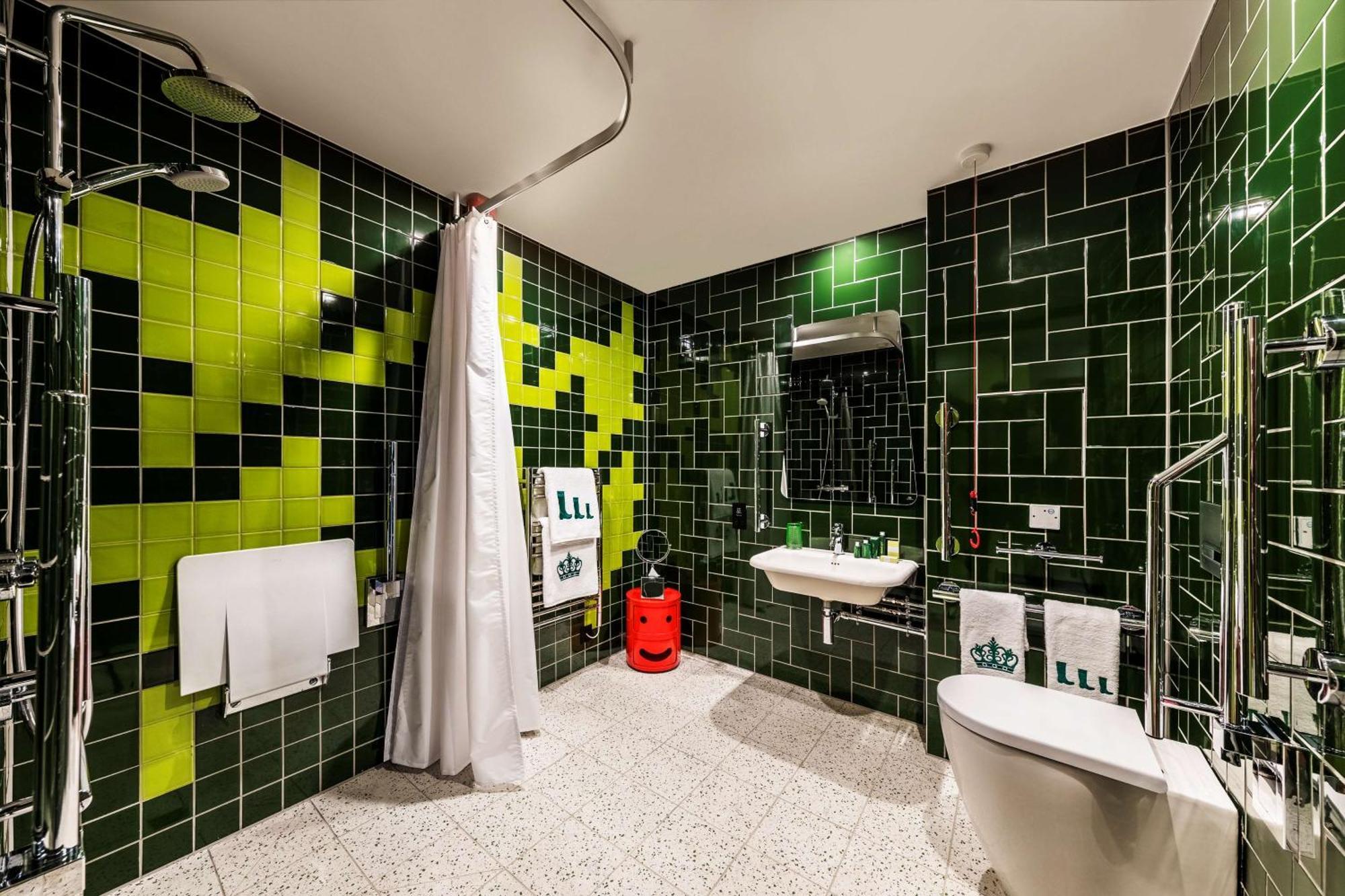 nhow Deluxe Superior Room