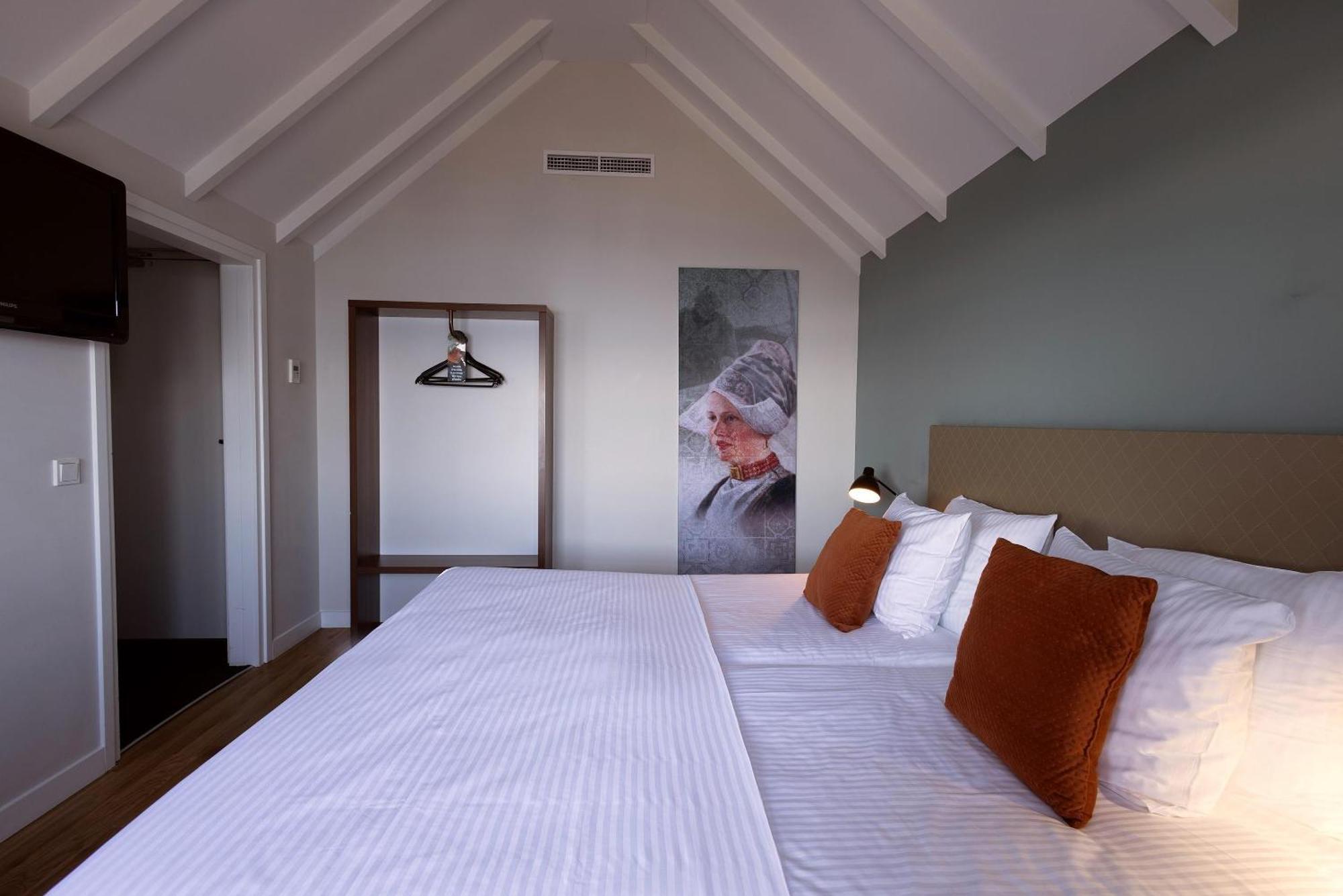 Comfort Twin Room Lake View