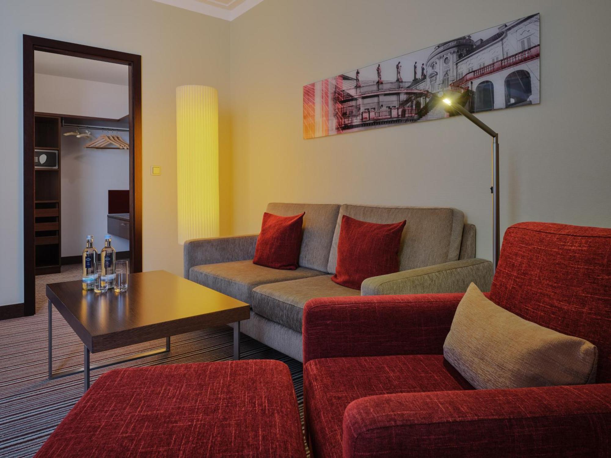 Executive Junior Suite,1678624796:JPEG