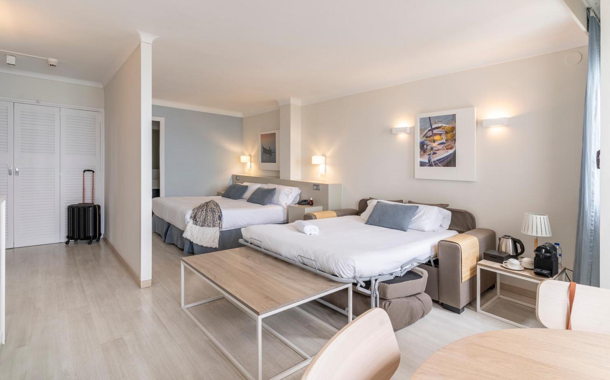 Triple Room Sea View