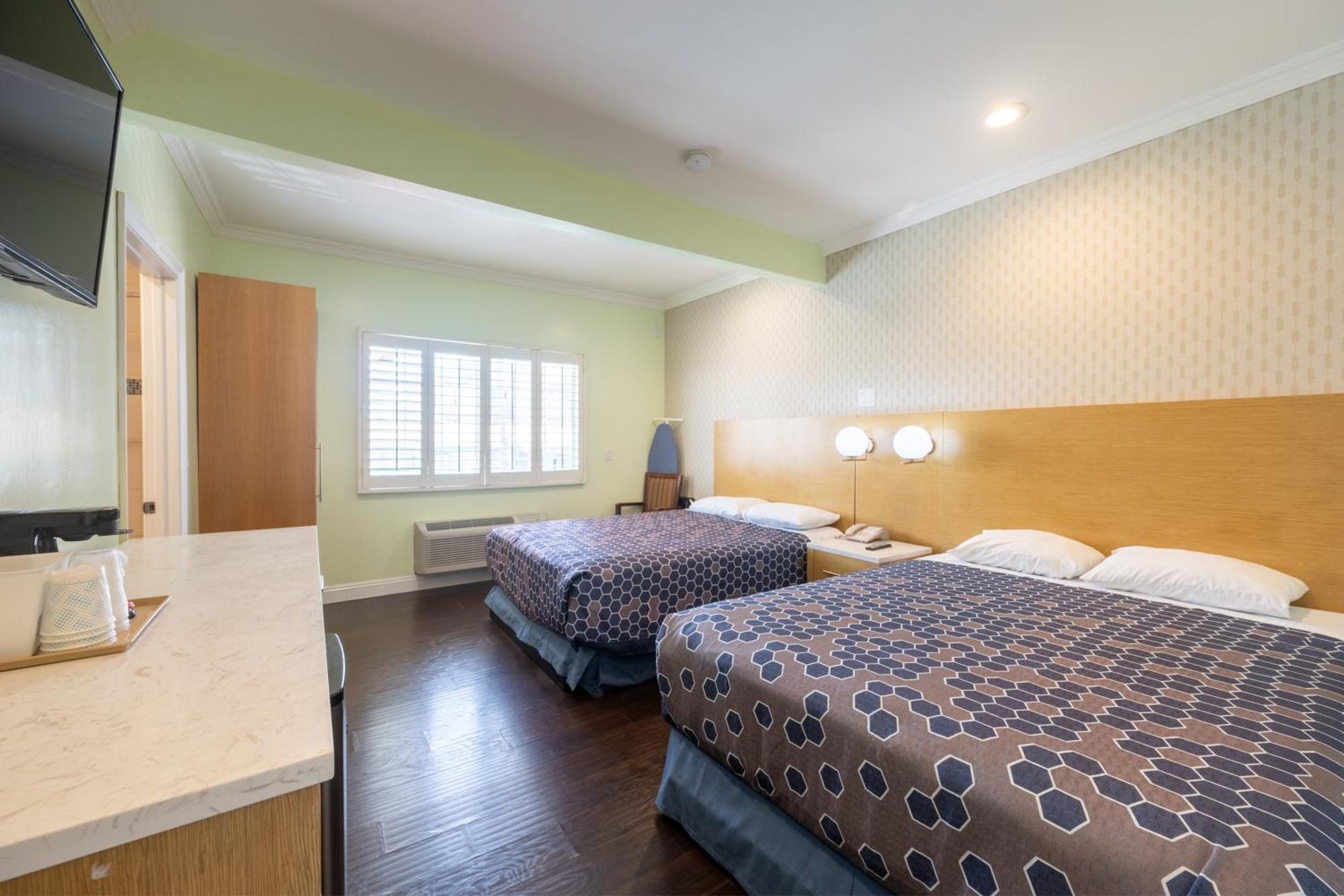 Deluxe Queen Room Two Queen Beds