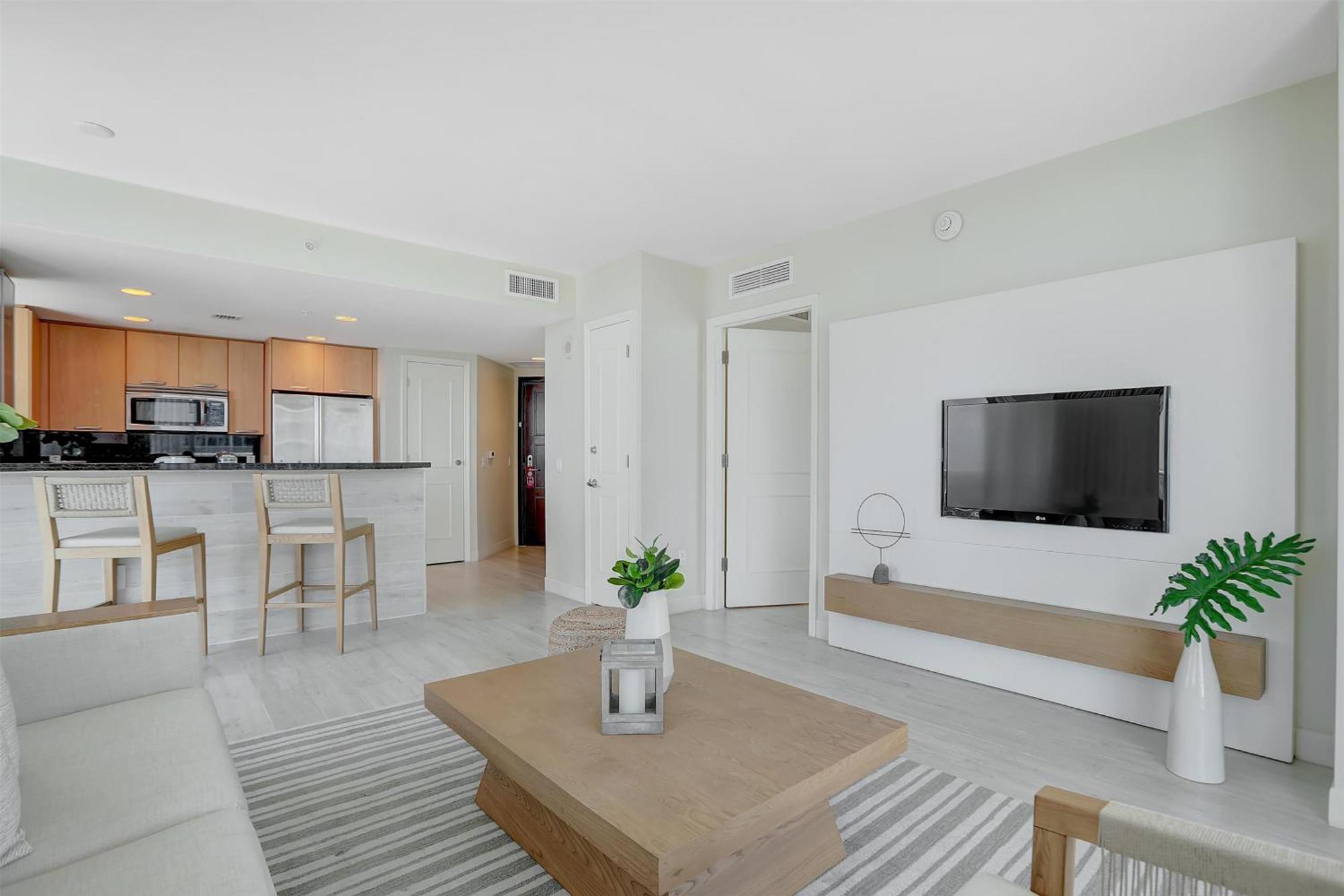 King Suite with Ocean View - Disability Access,1276554856:JPEG