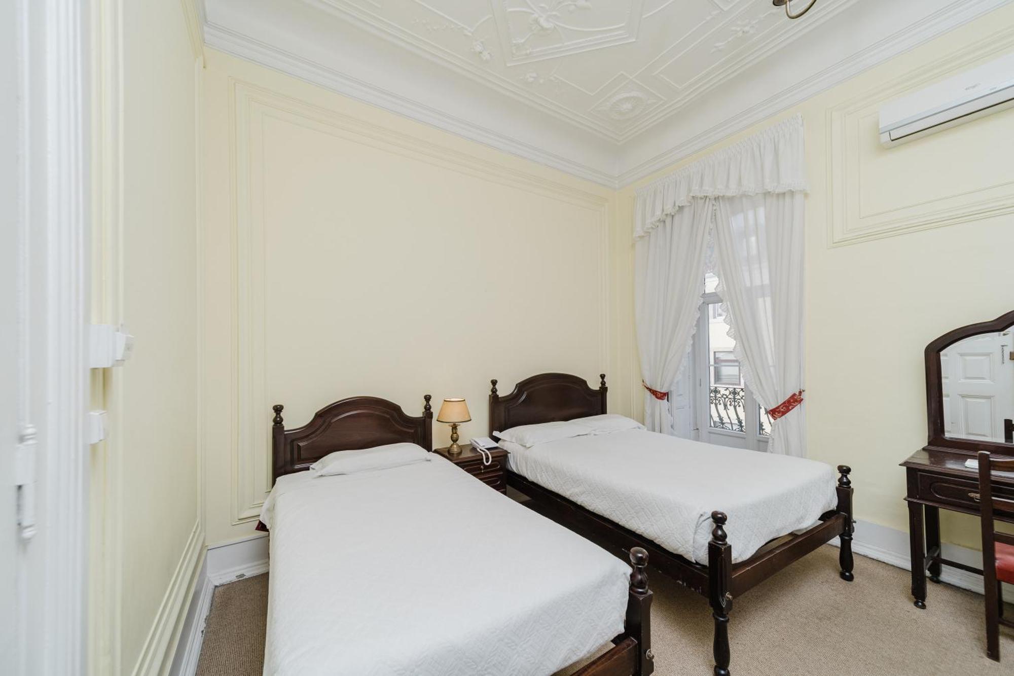 Standard Double or Twin Room Private Bathroom
