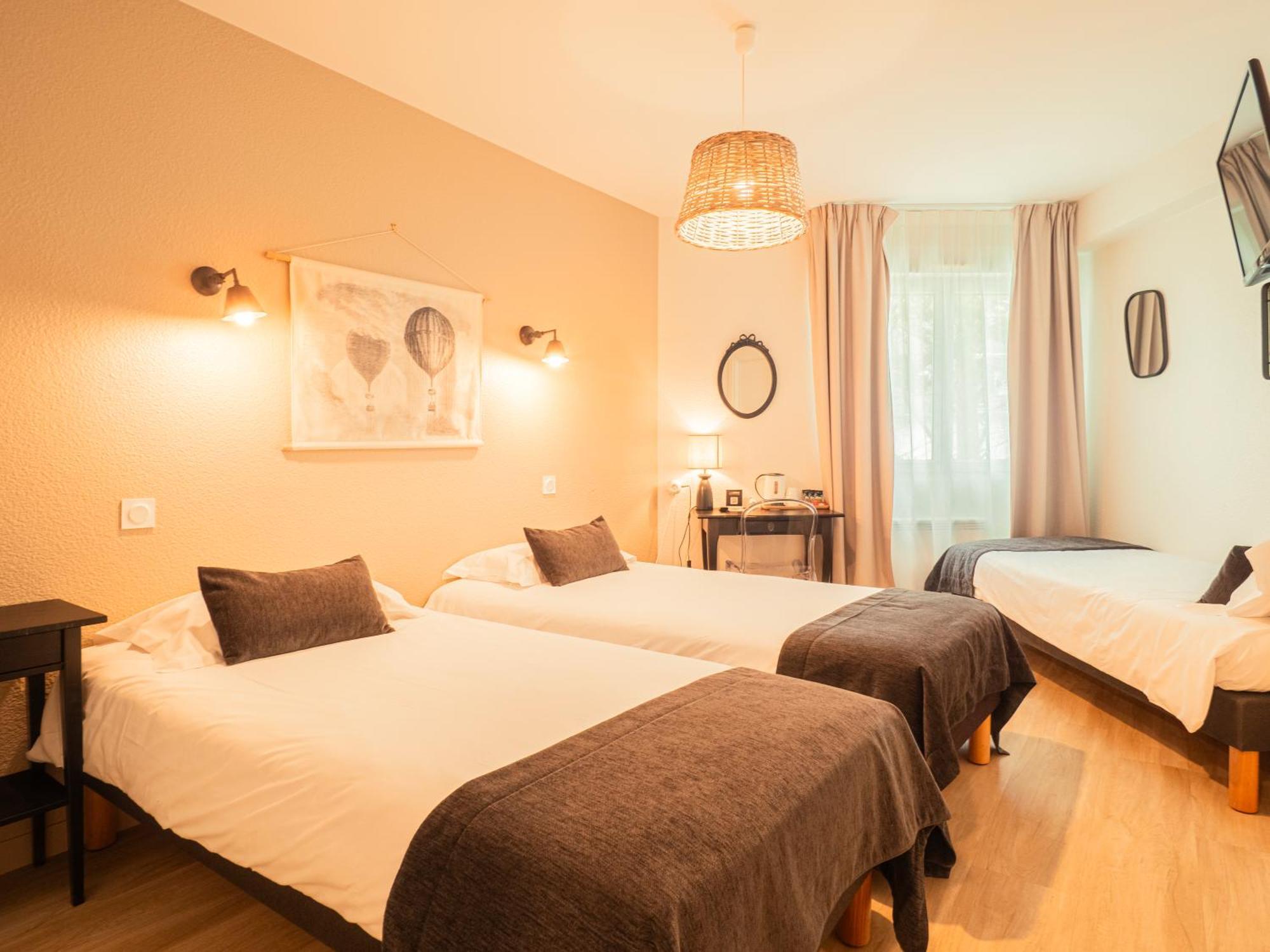 Triple Room