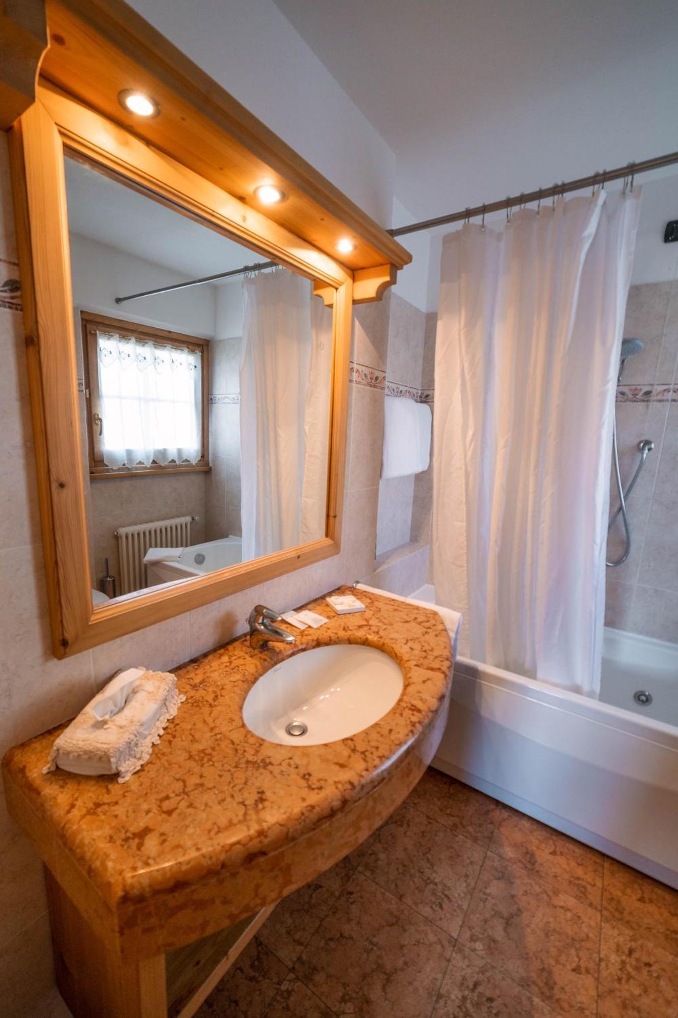 Double Room,1678638589:JPEG