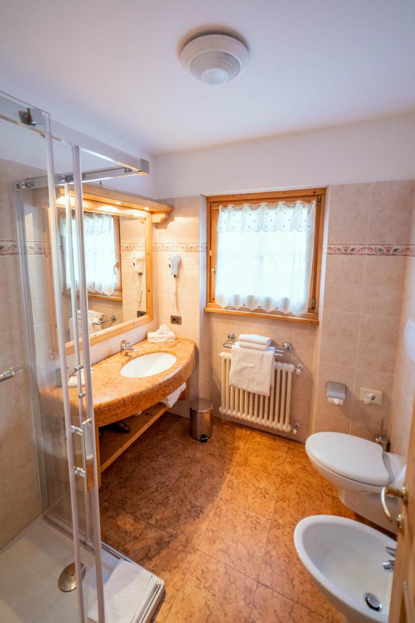 Double Room,1678638598:JPEG