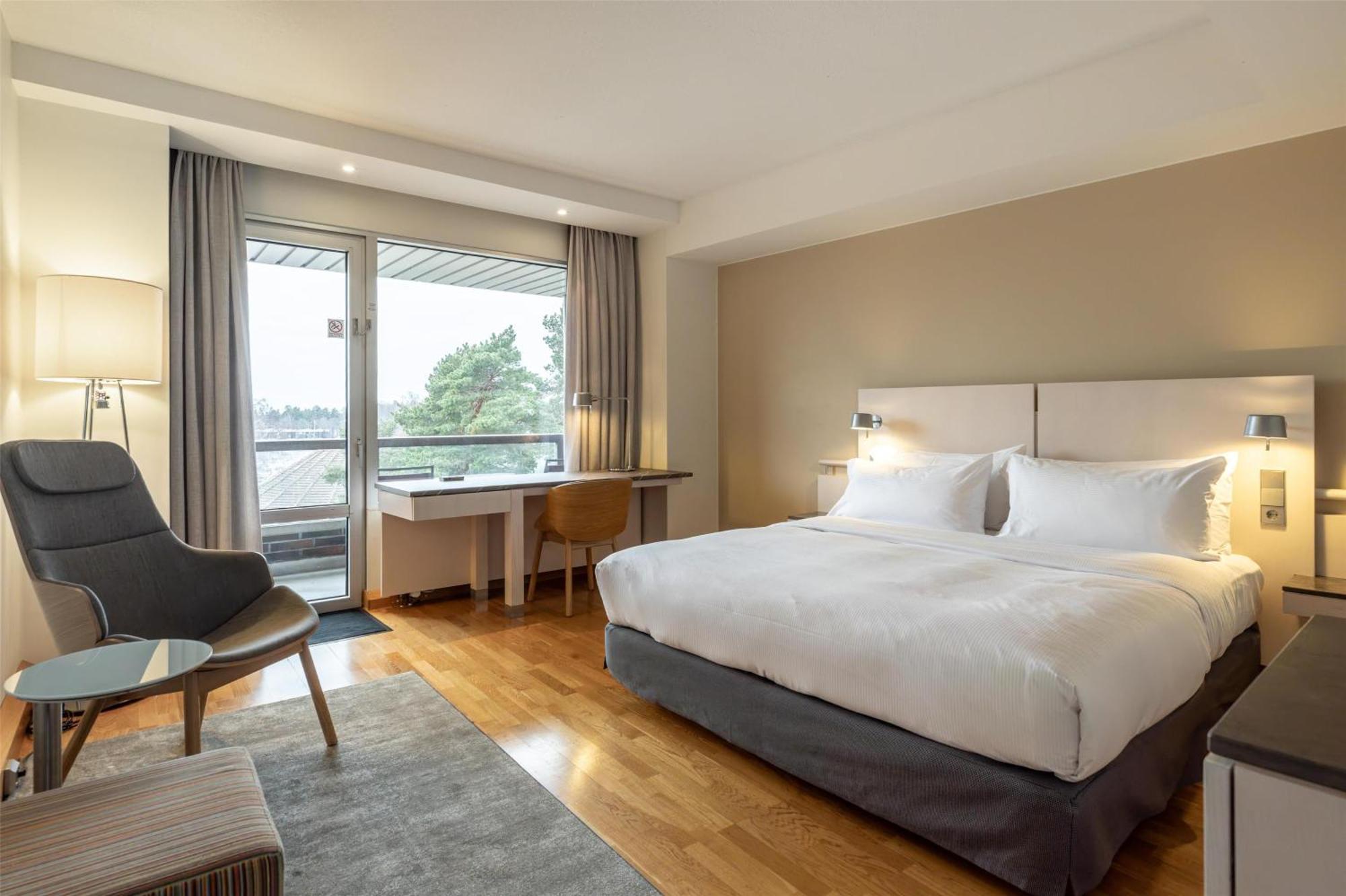 King Guest Room Balcony
