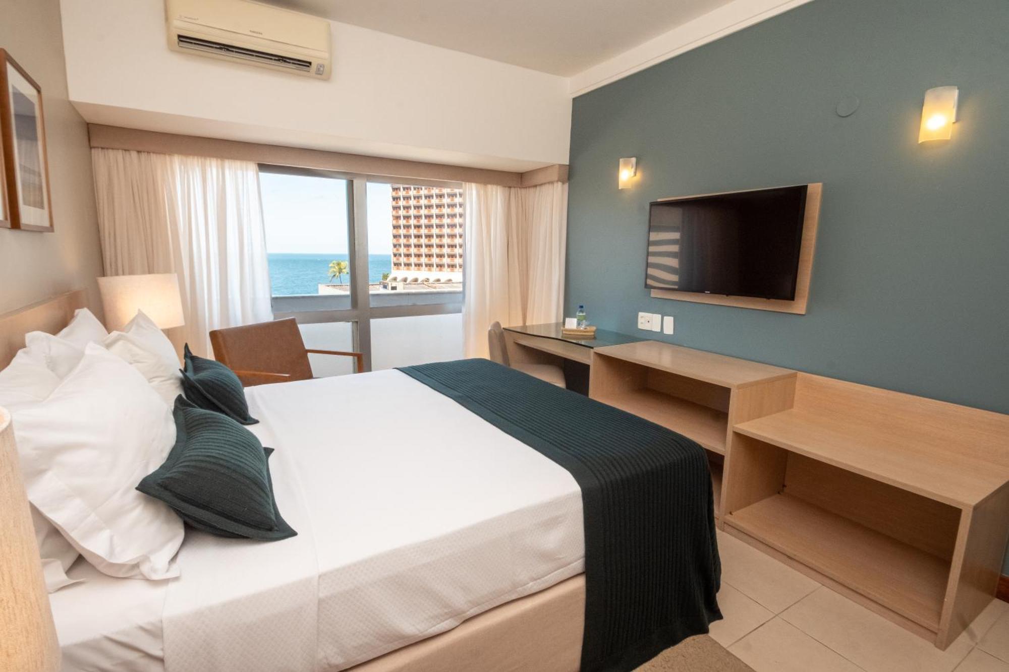 Executive Suite,1679567325:JPEG