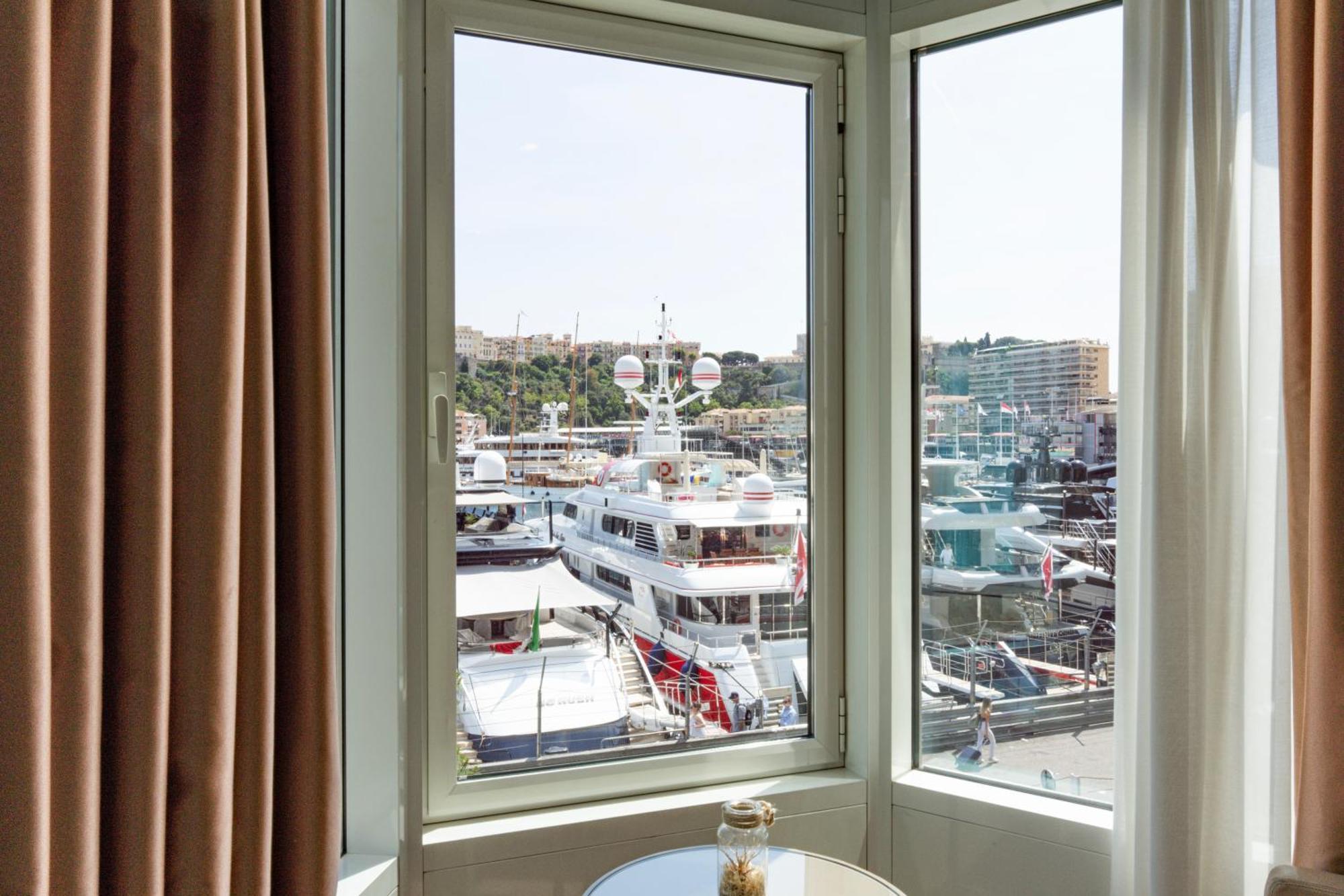 Grand Suite - Harbor view,1679572005:JPEG