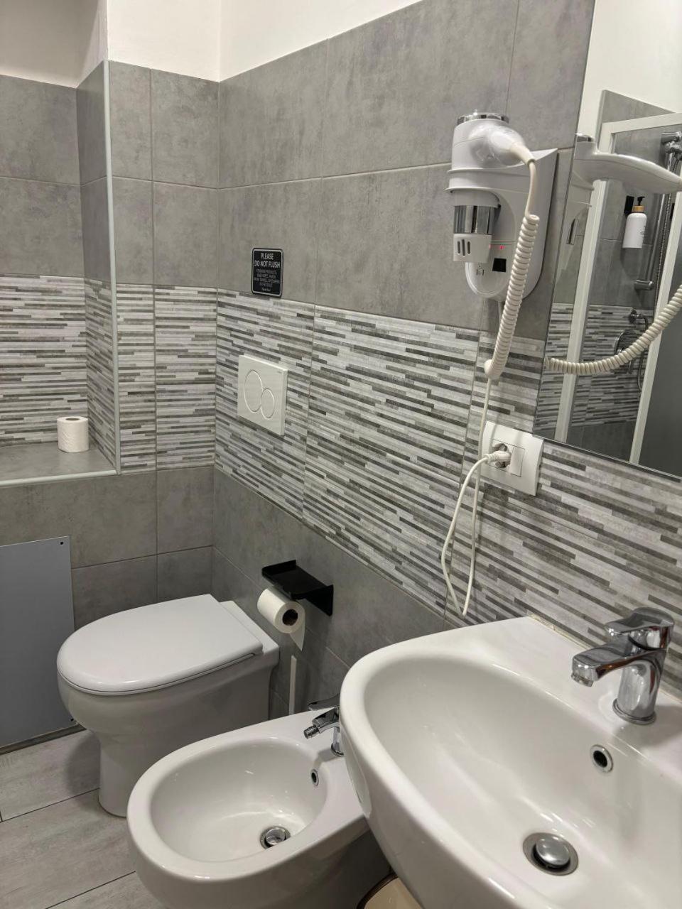 Triple Room Private Bathroom