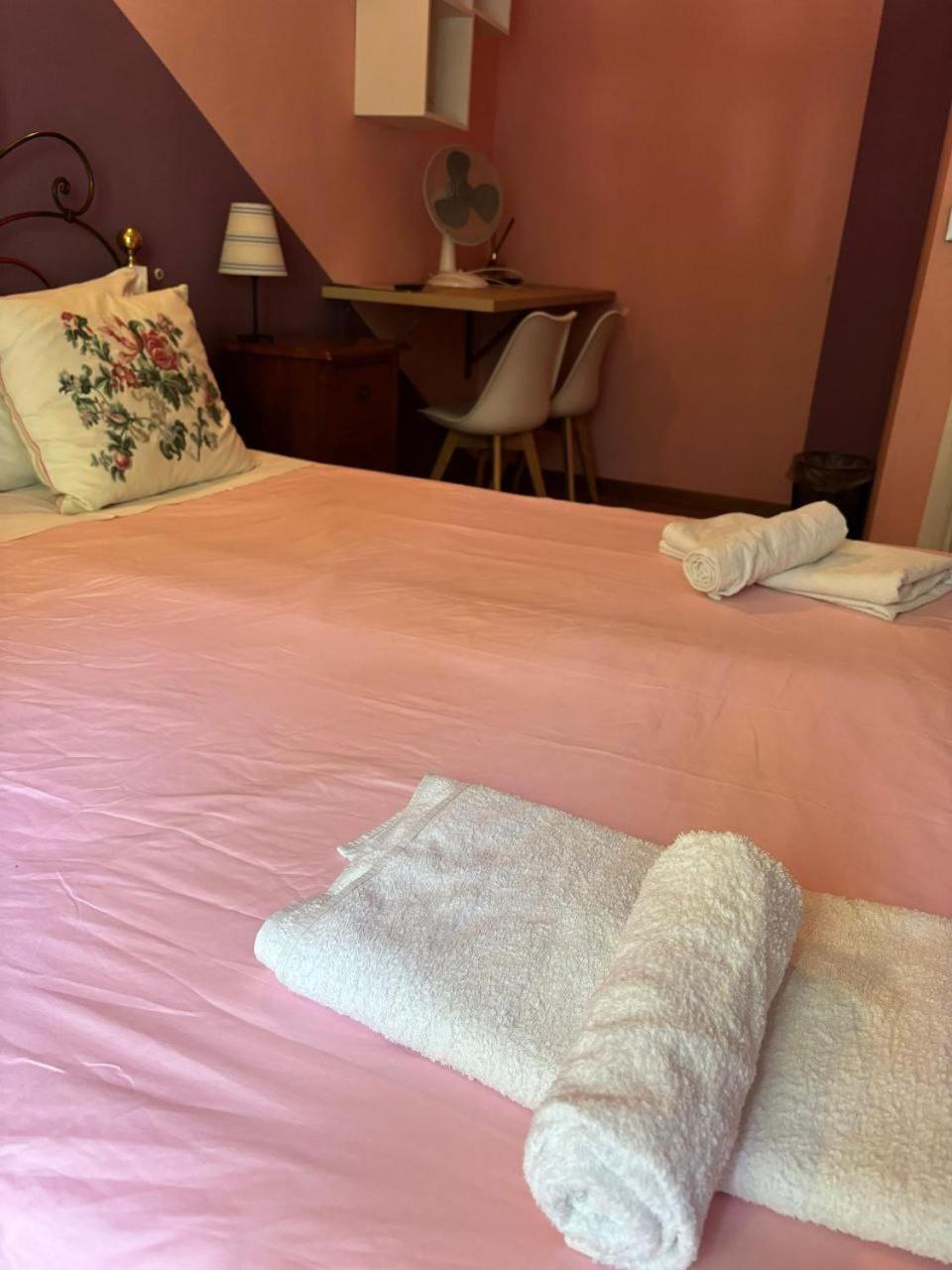 Double Room Private External Bathroom