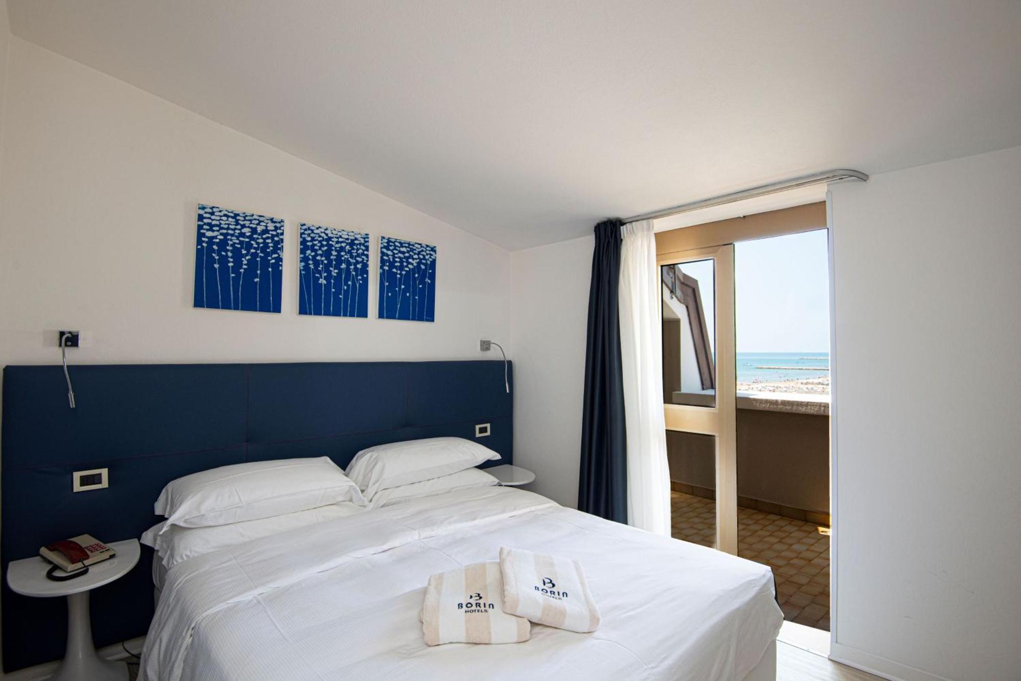 Small Double or Twin Room