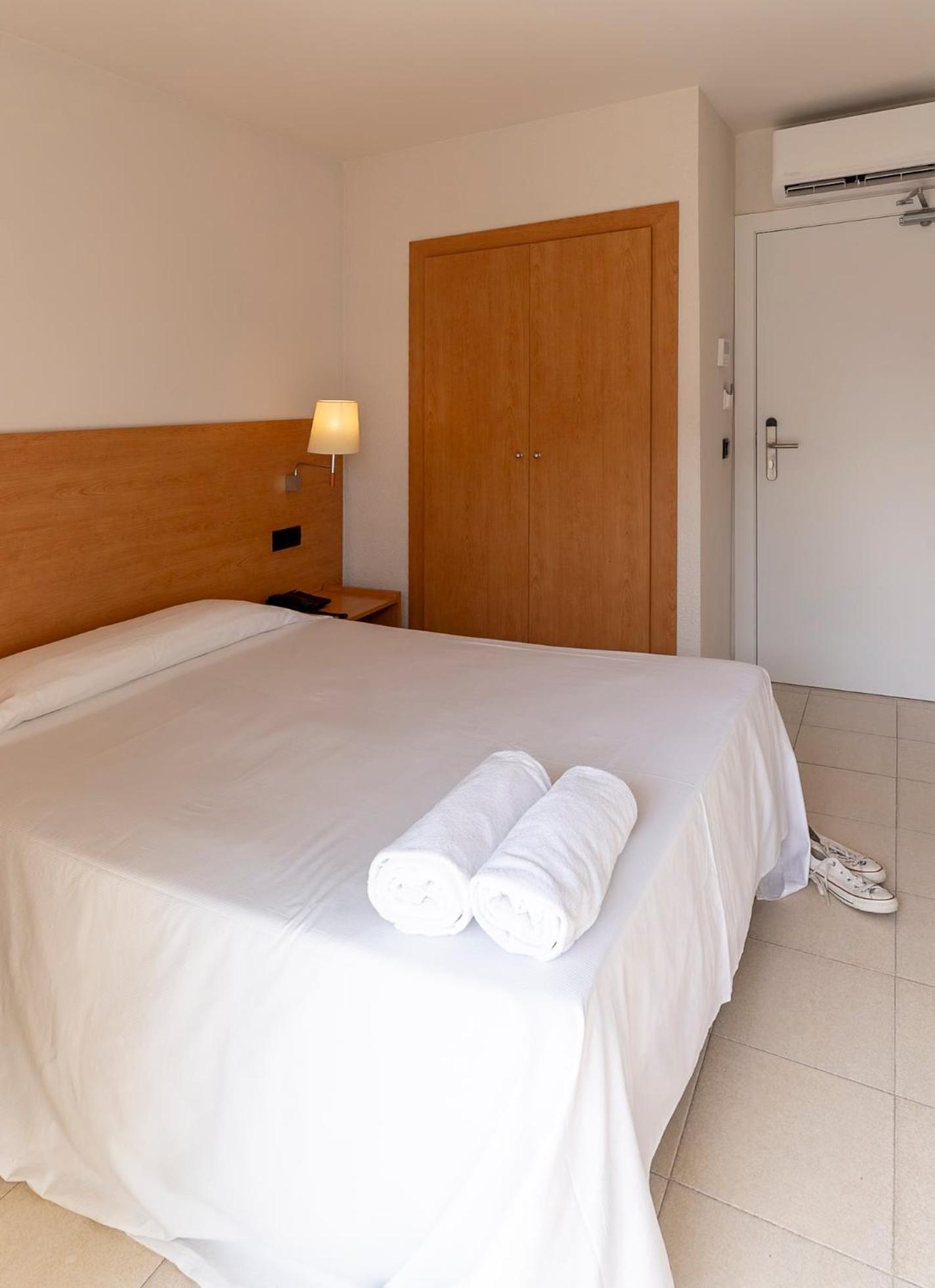 Double or Twin Room,1679591908:JPEG