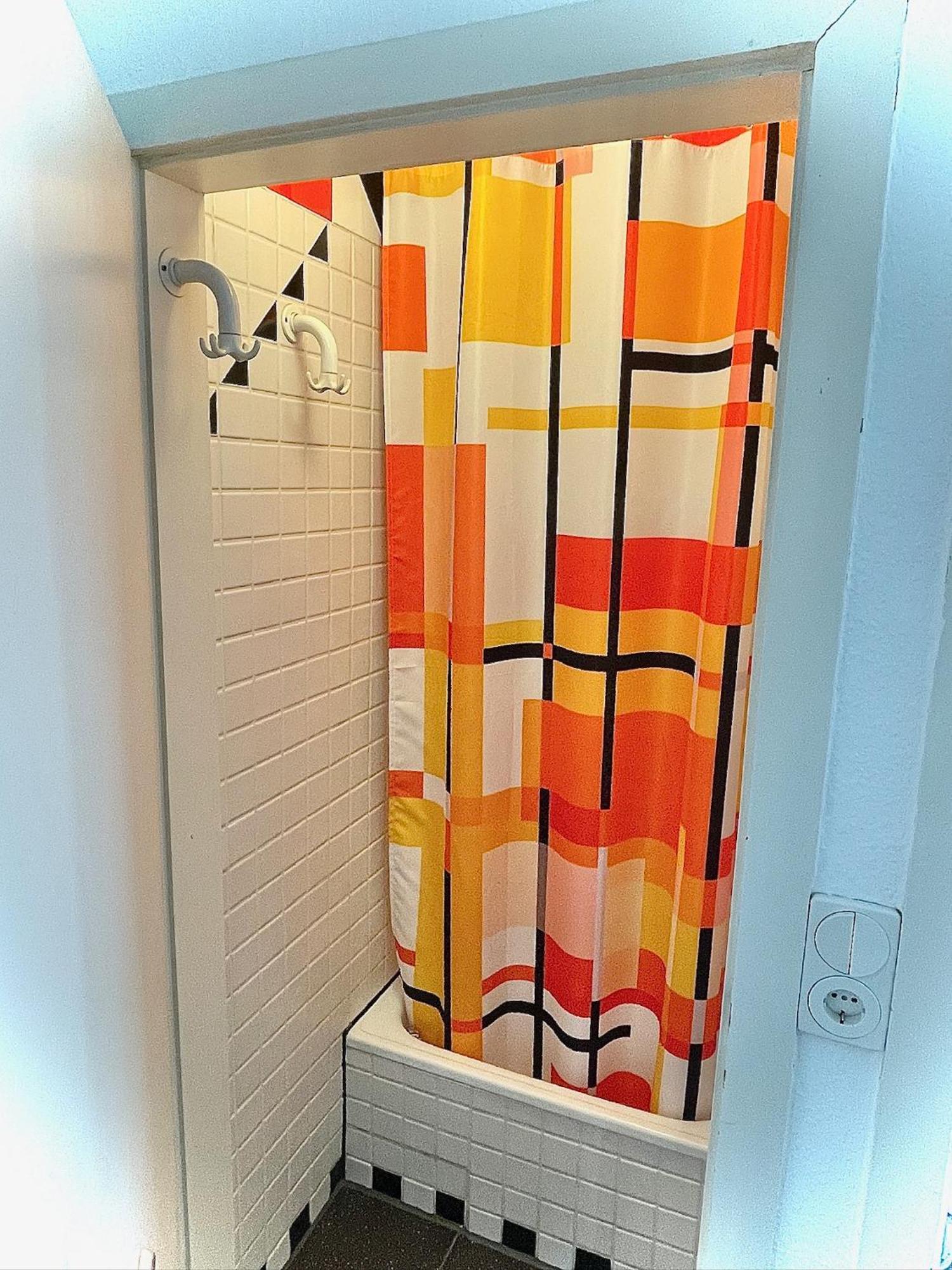 Double Room Private Bathroom