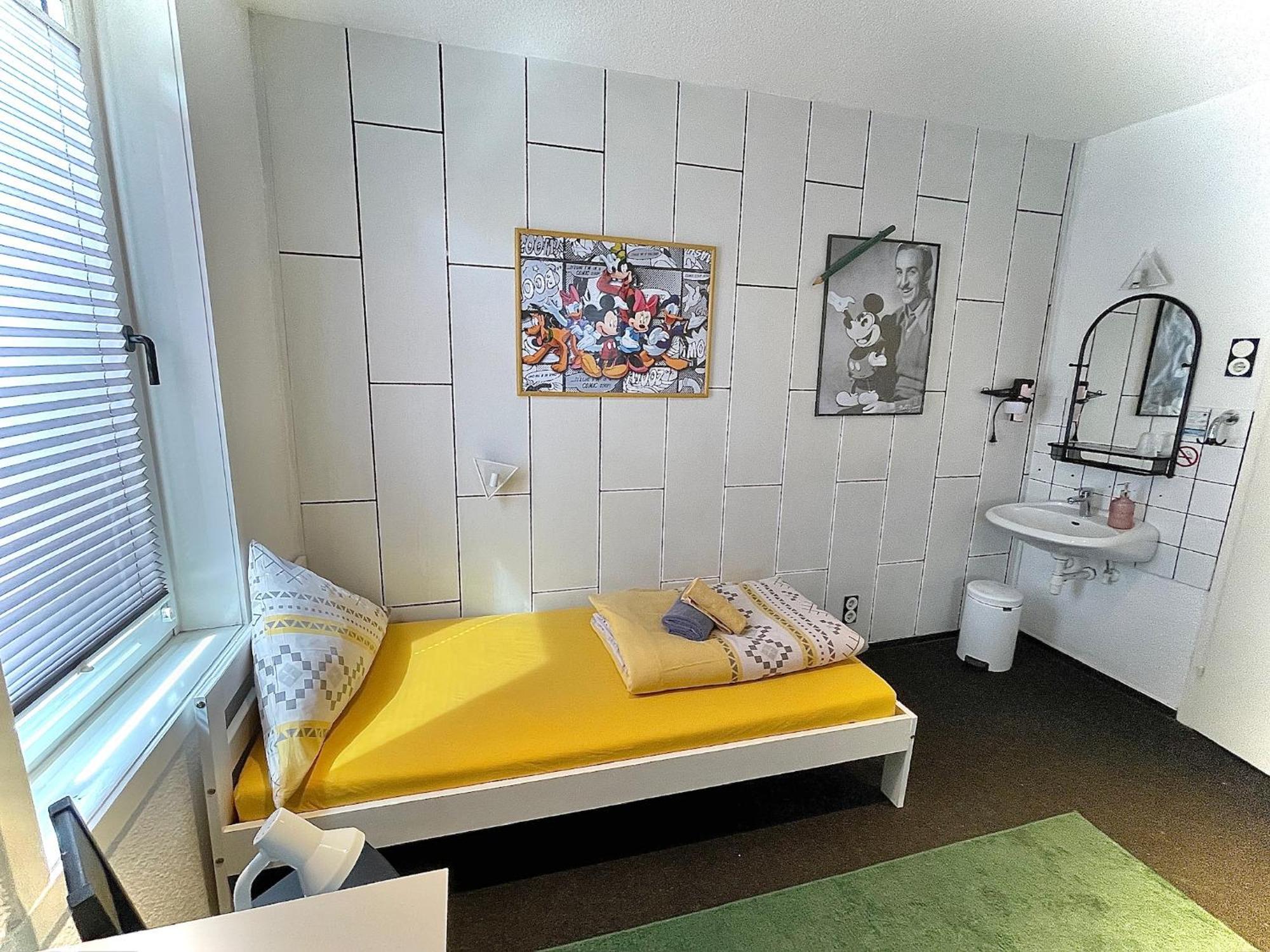 Single Room Shared Shower Toilet