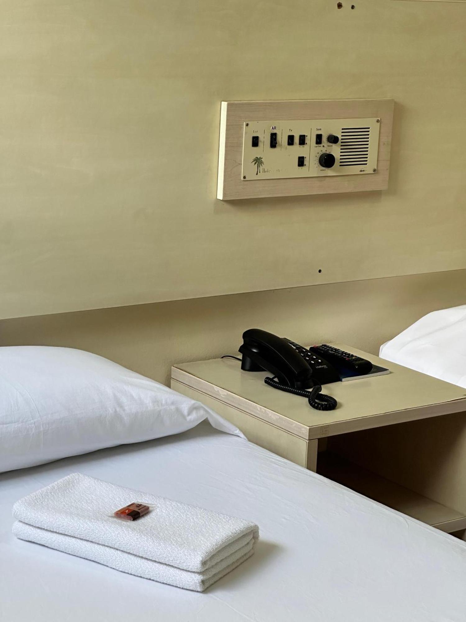 Twin Room,1679617716:JPEG
