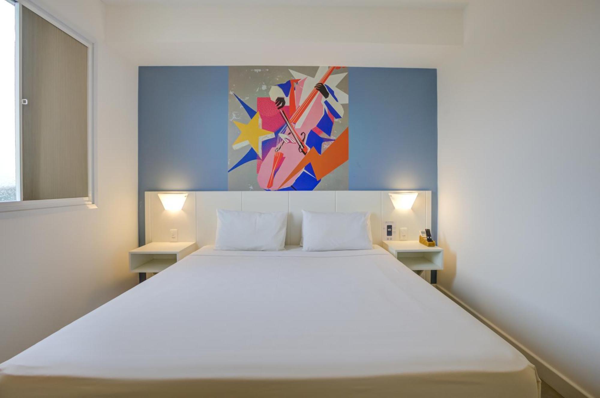 Standard Queen Room