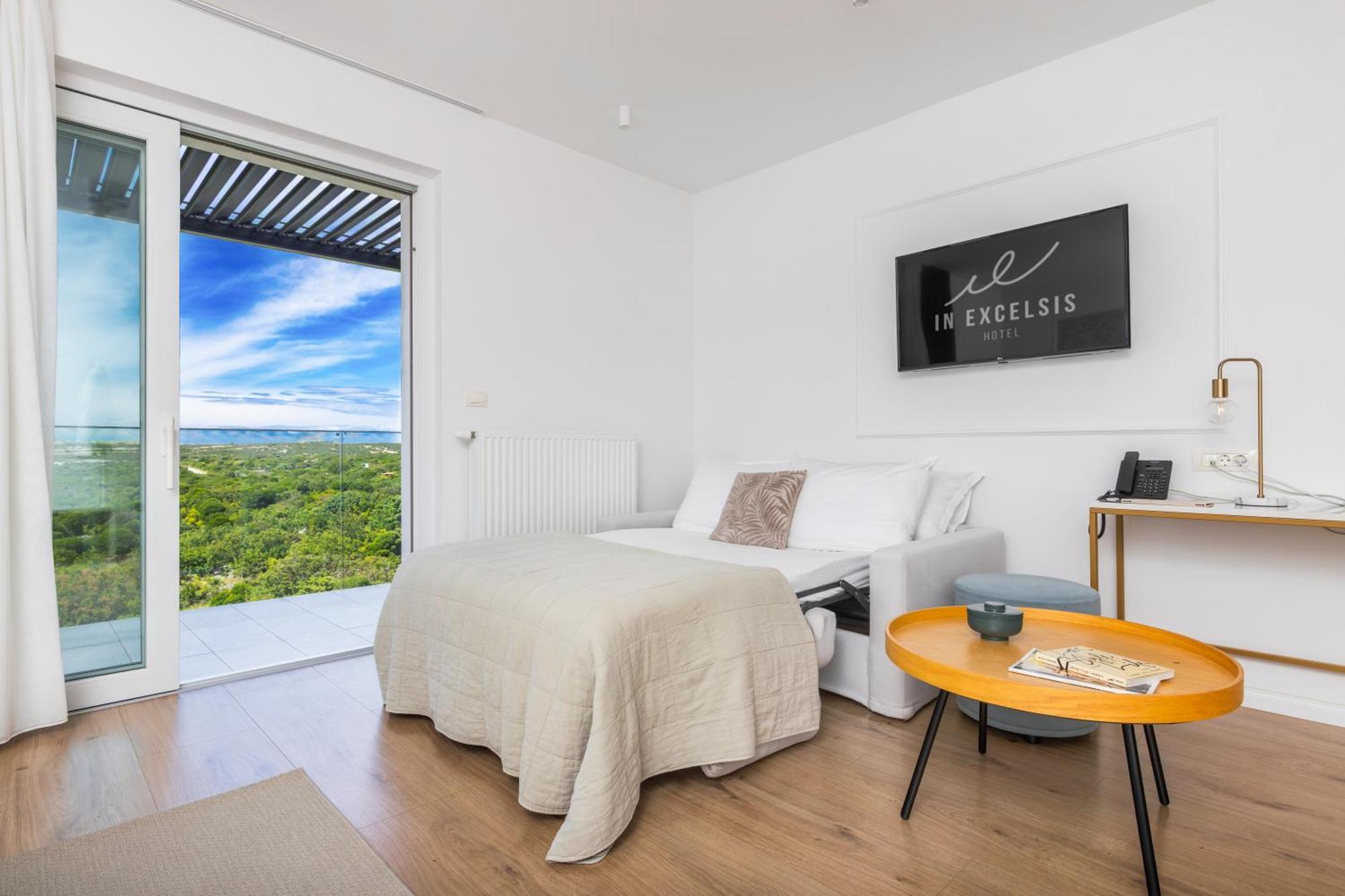 Deluxe Room Balcony Sea View