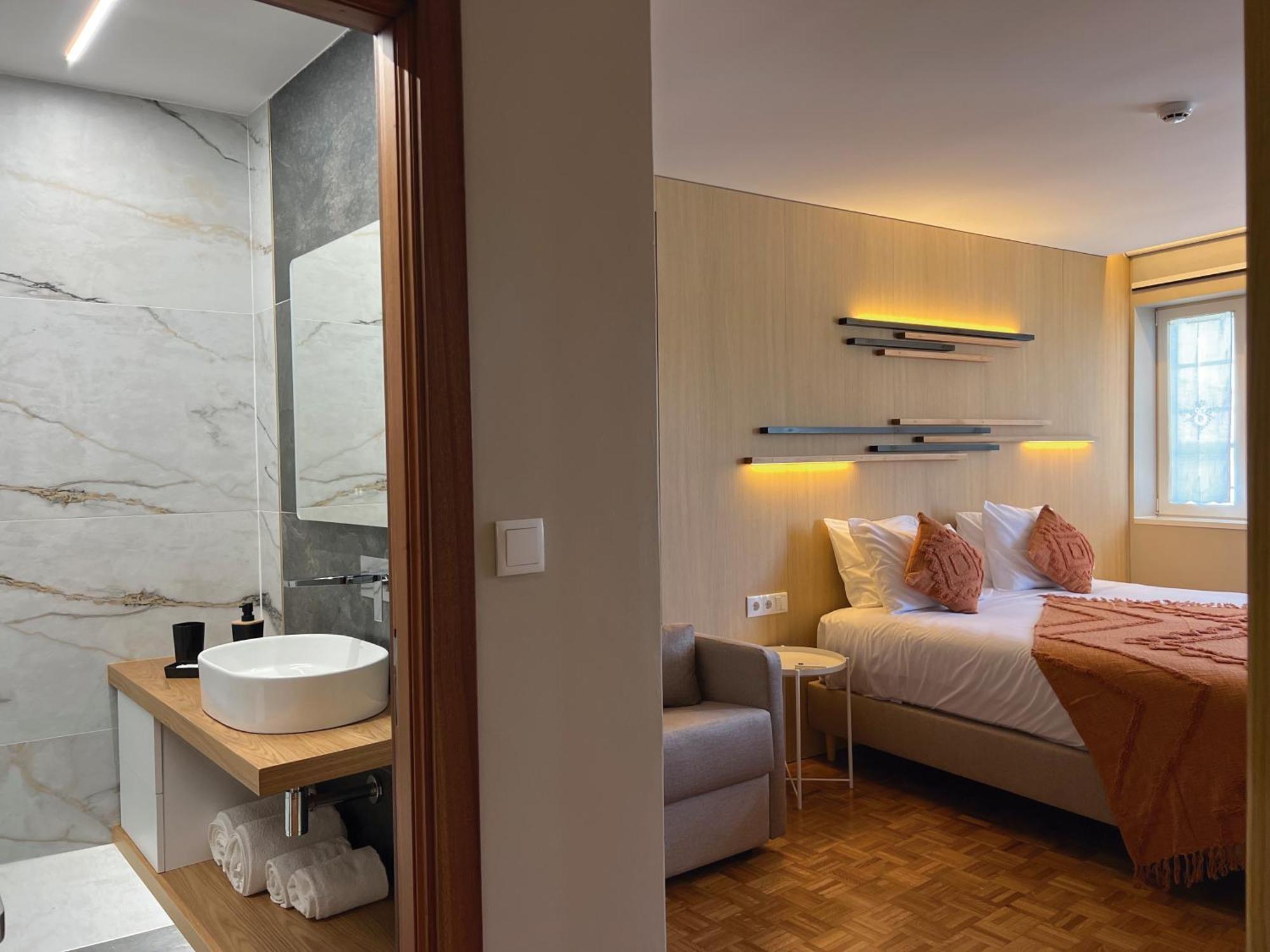 Superior Family Room,1679648925:JPEG