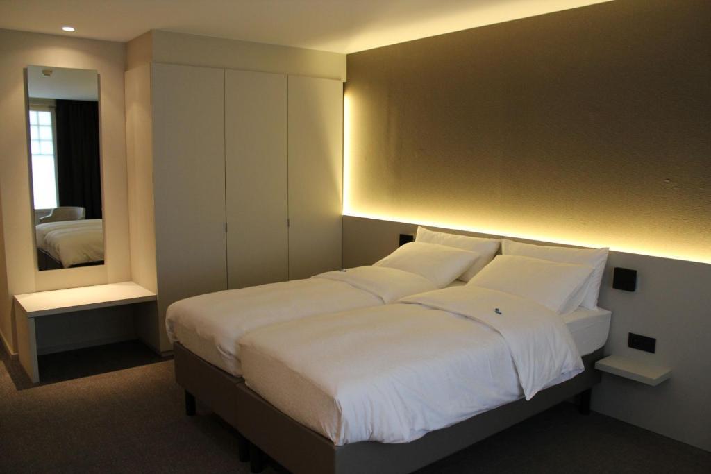 Superior Double Room Balcony