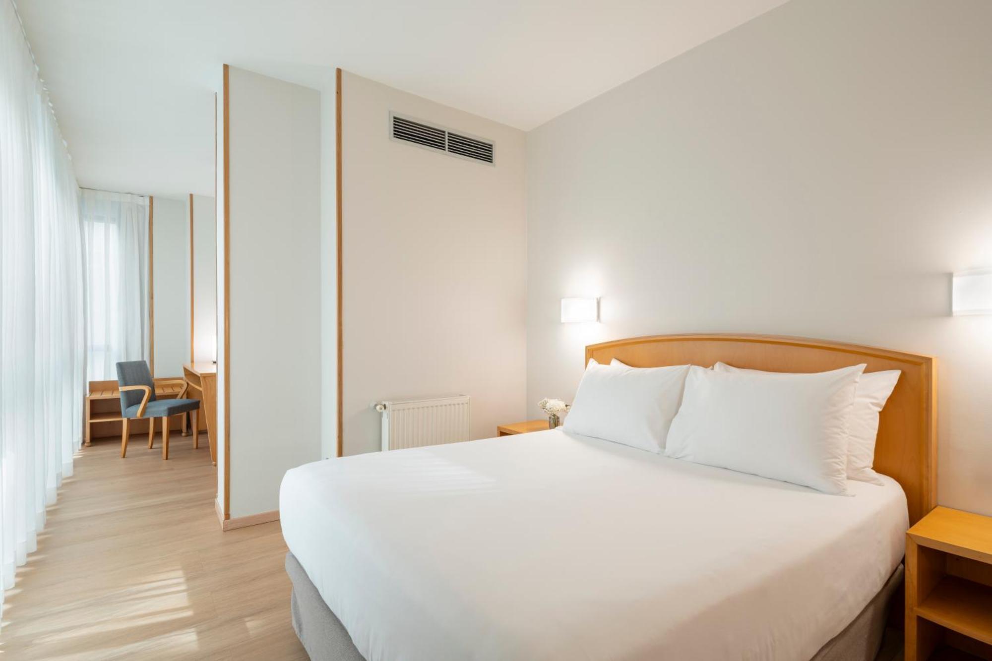 Double or Twin Room,1680578542:JPEG