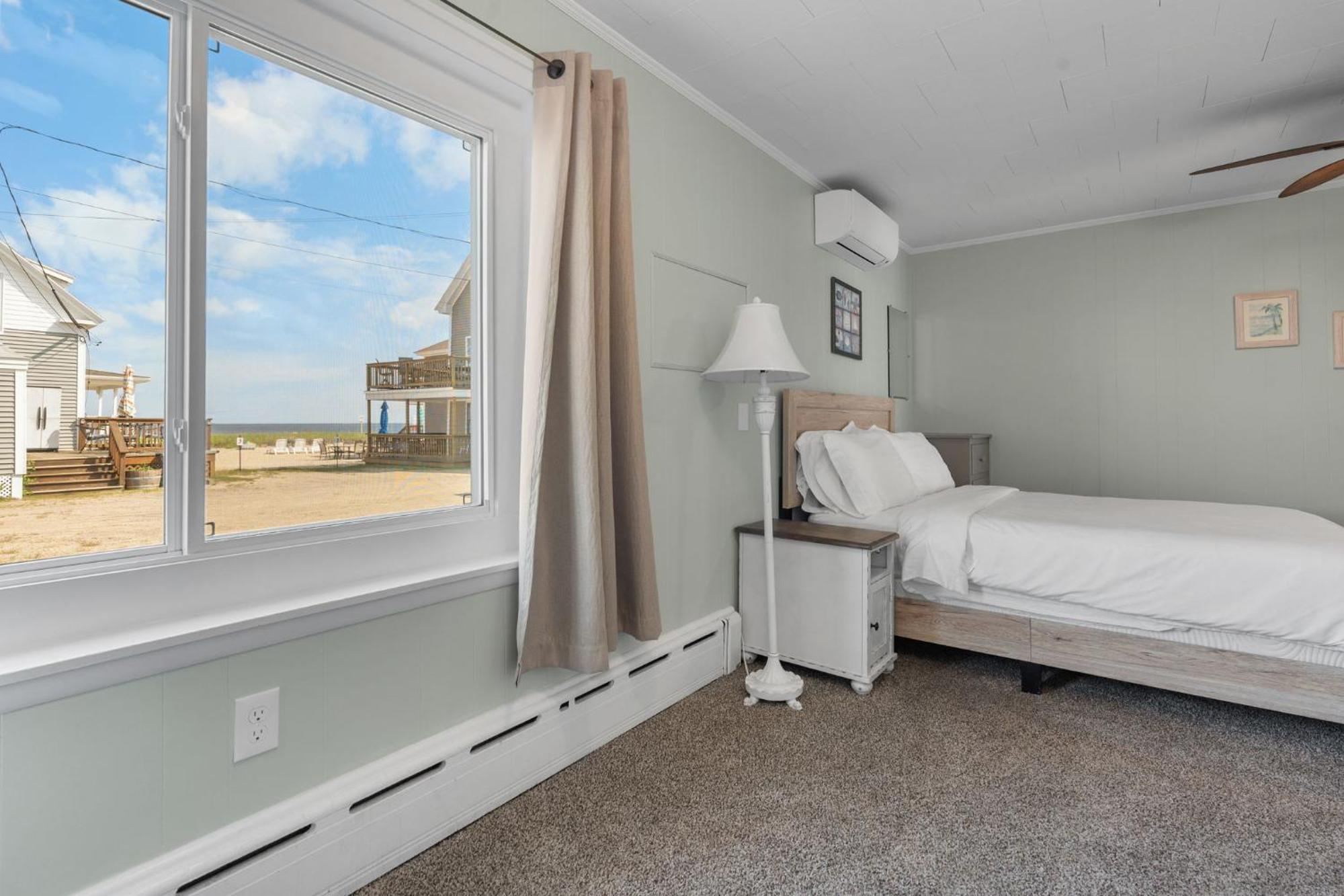 Queen Room Sea View