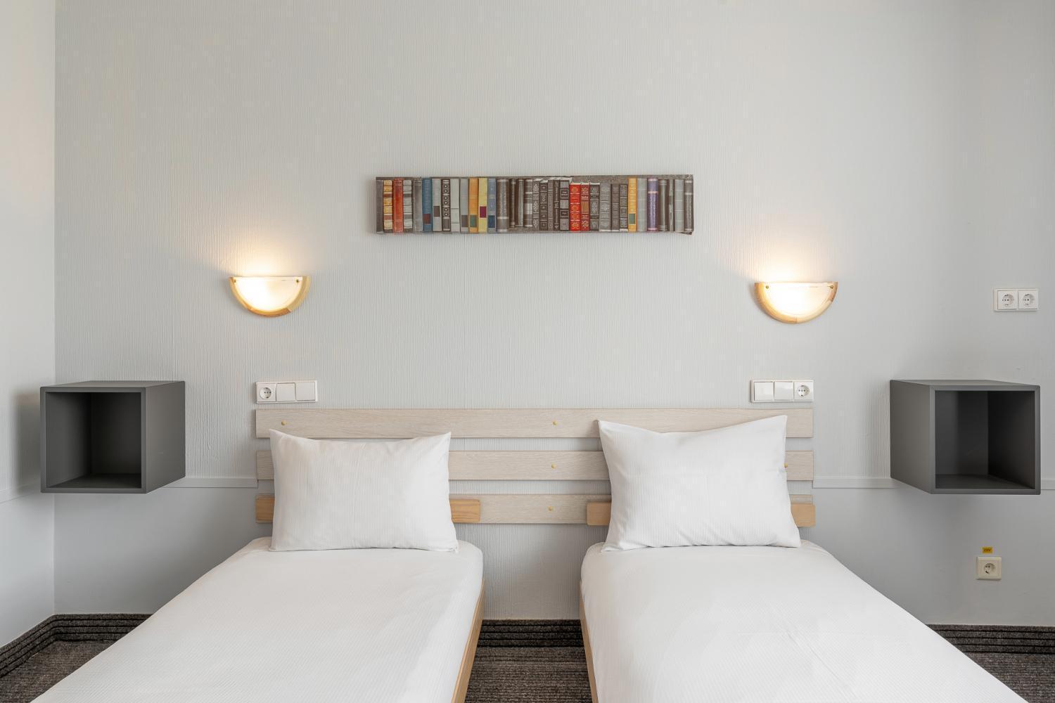 Single Room,1681714149:JPEG