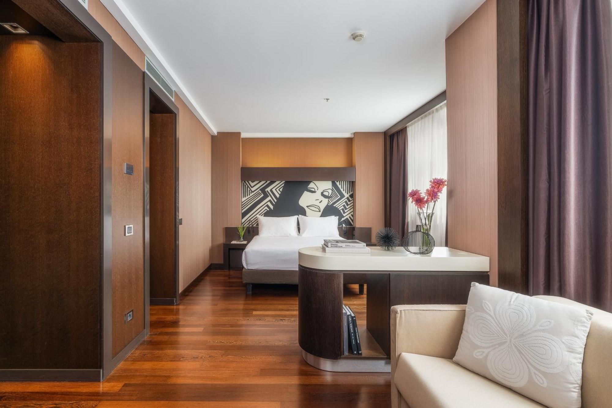 Junior Suite,1683805902:JPEG