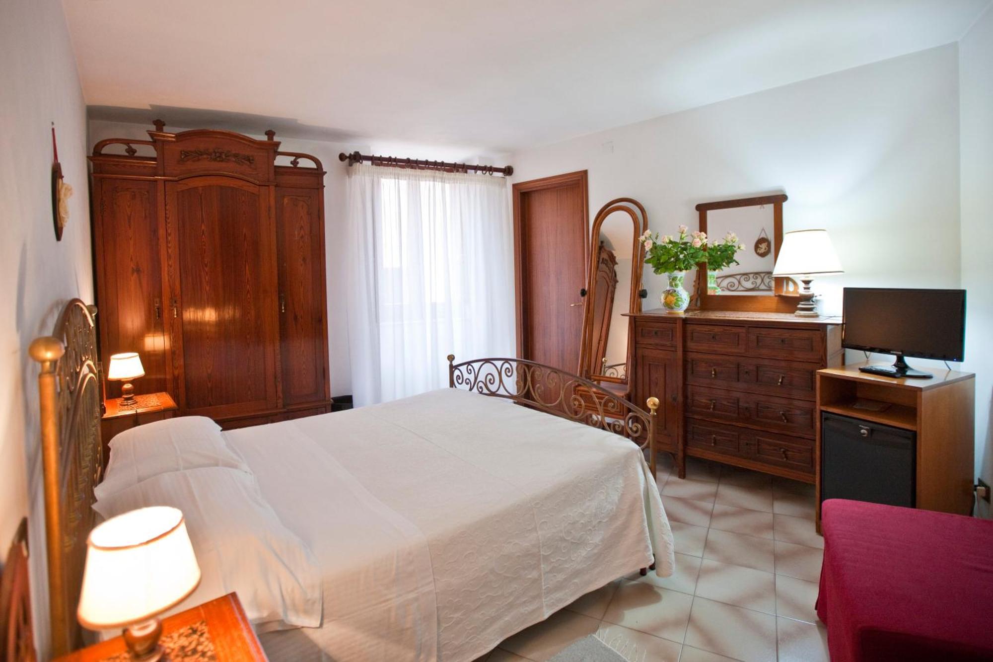 Double Room,69657008:JPEG