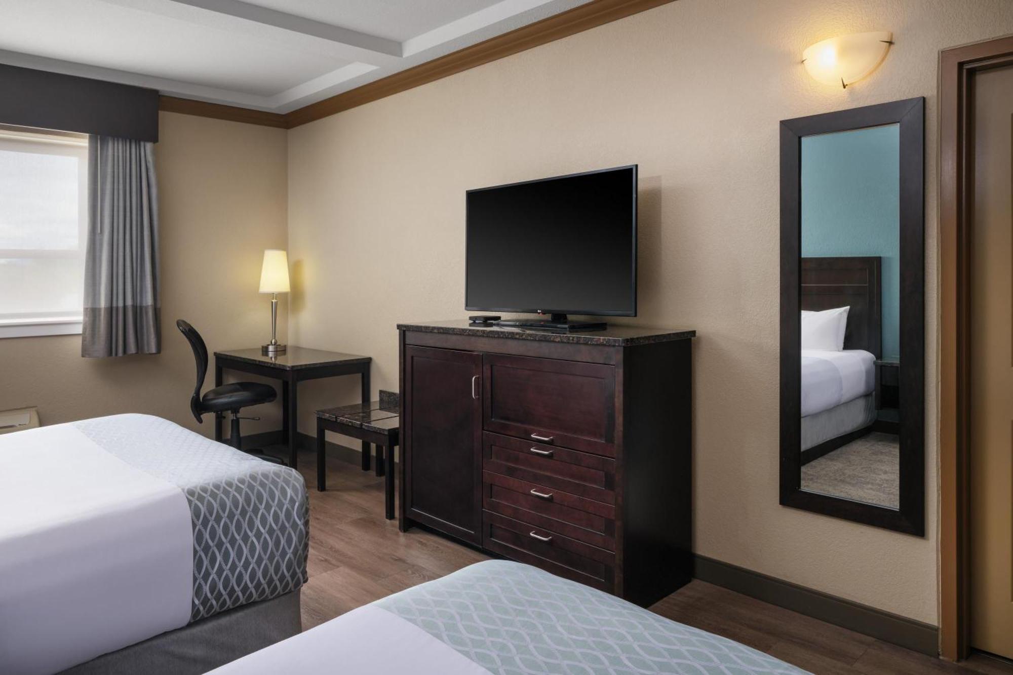 Queen Room Two Queen Beds Pet Friendly or Non-Smoking