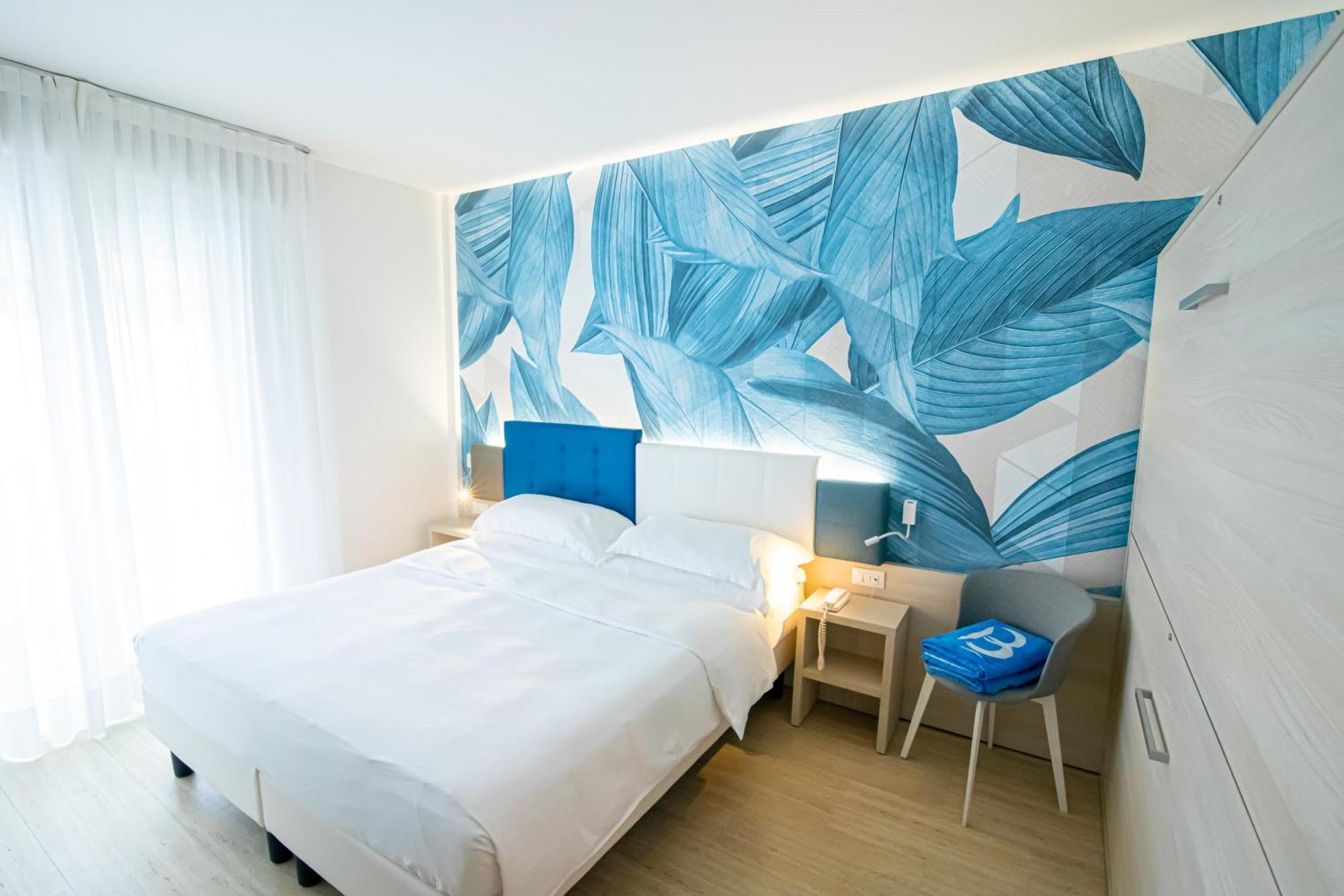 Triple Room Sea View