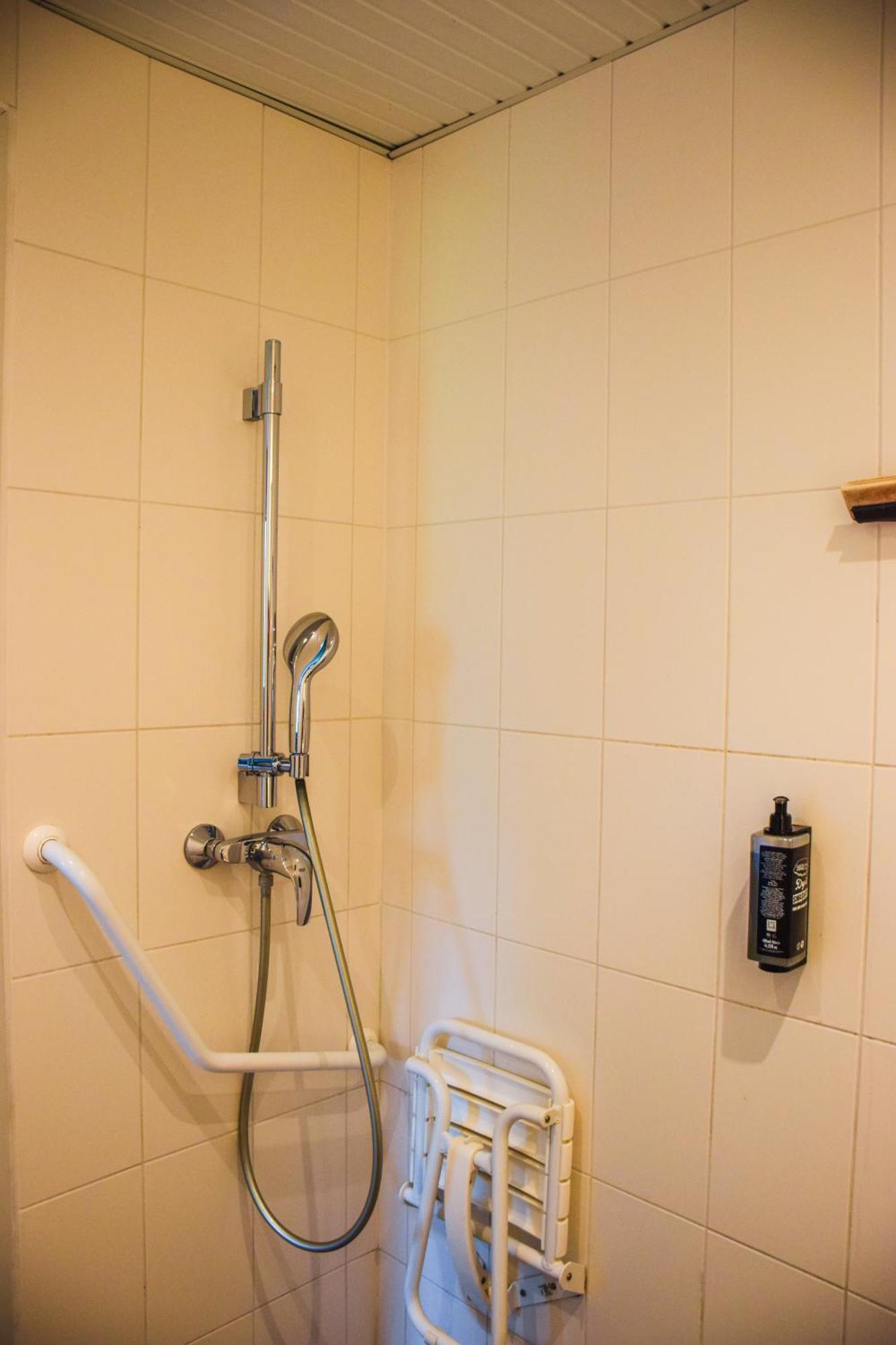 Accessible King Room,1681740698:JPEG