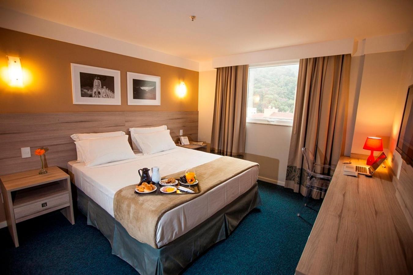 Standard Double 1 Queen Bed,1681751003:JPEG