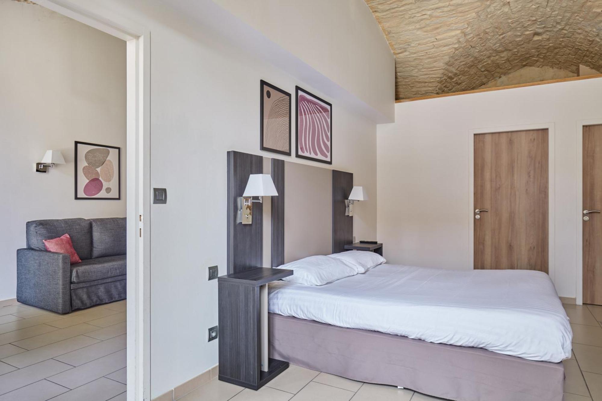 One-Bedroom Superior Apartment