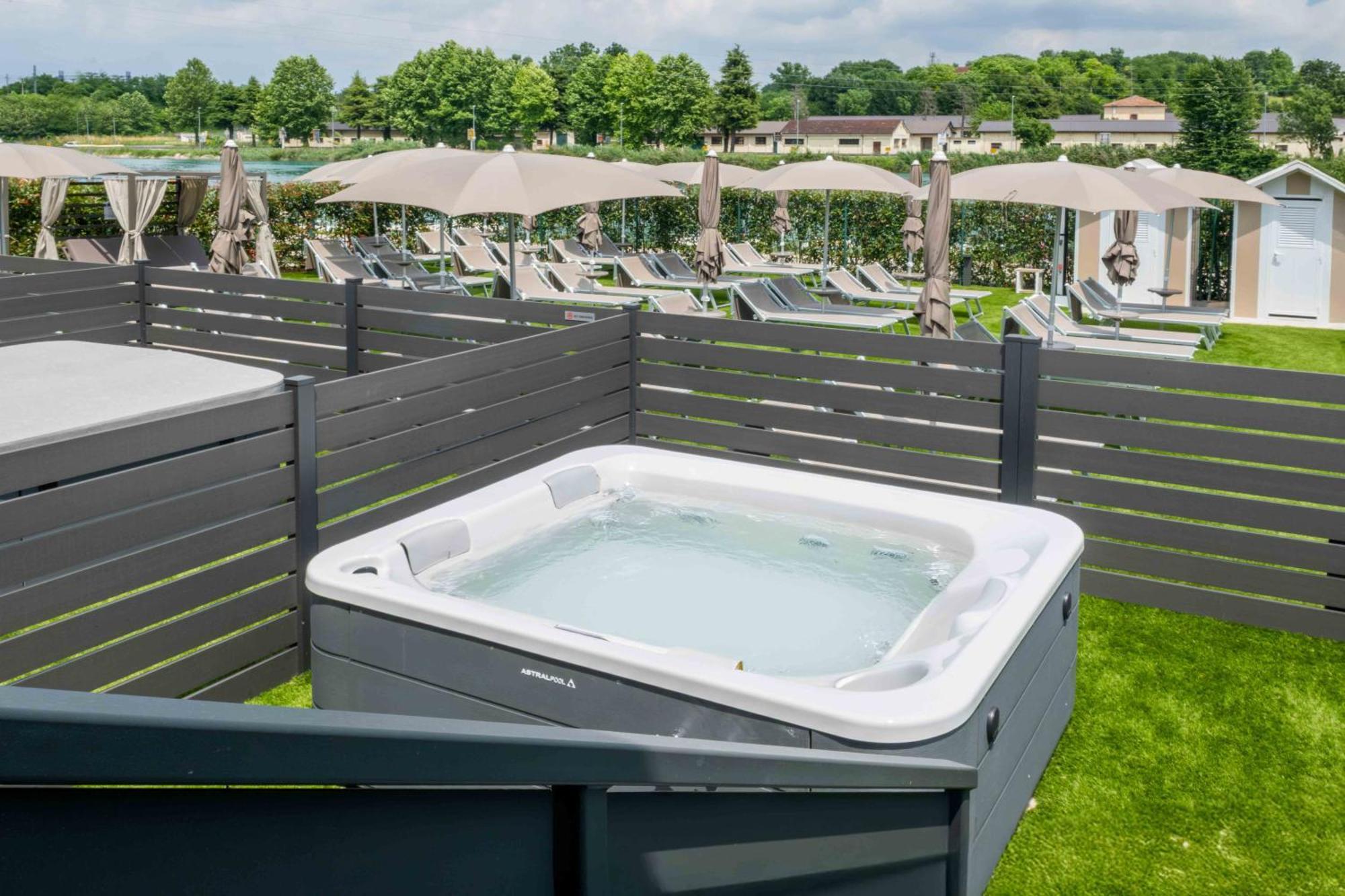 Junior Suite Spa Bath