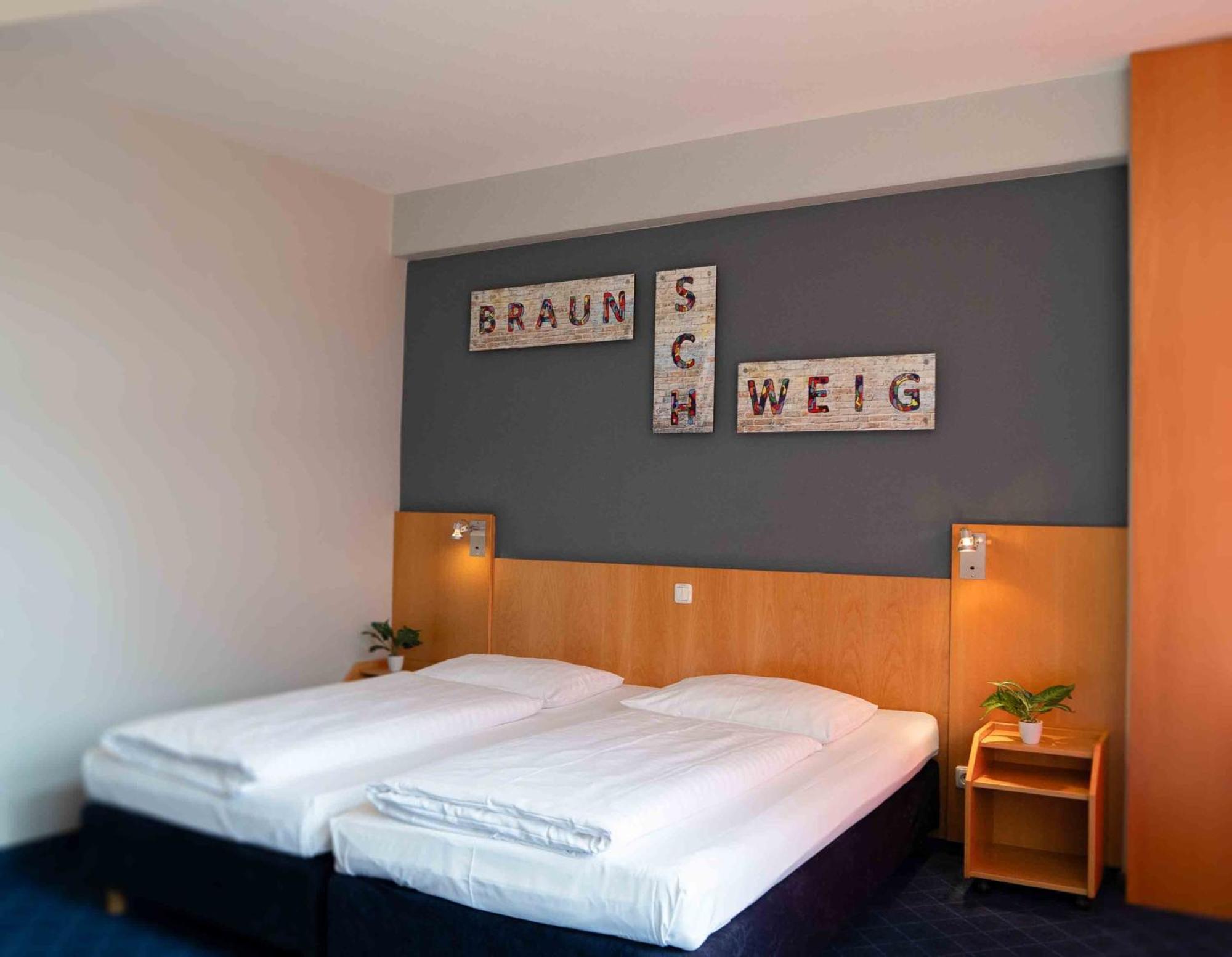 Large Double Room