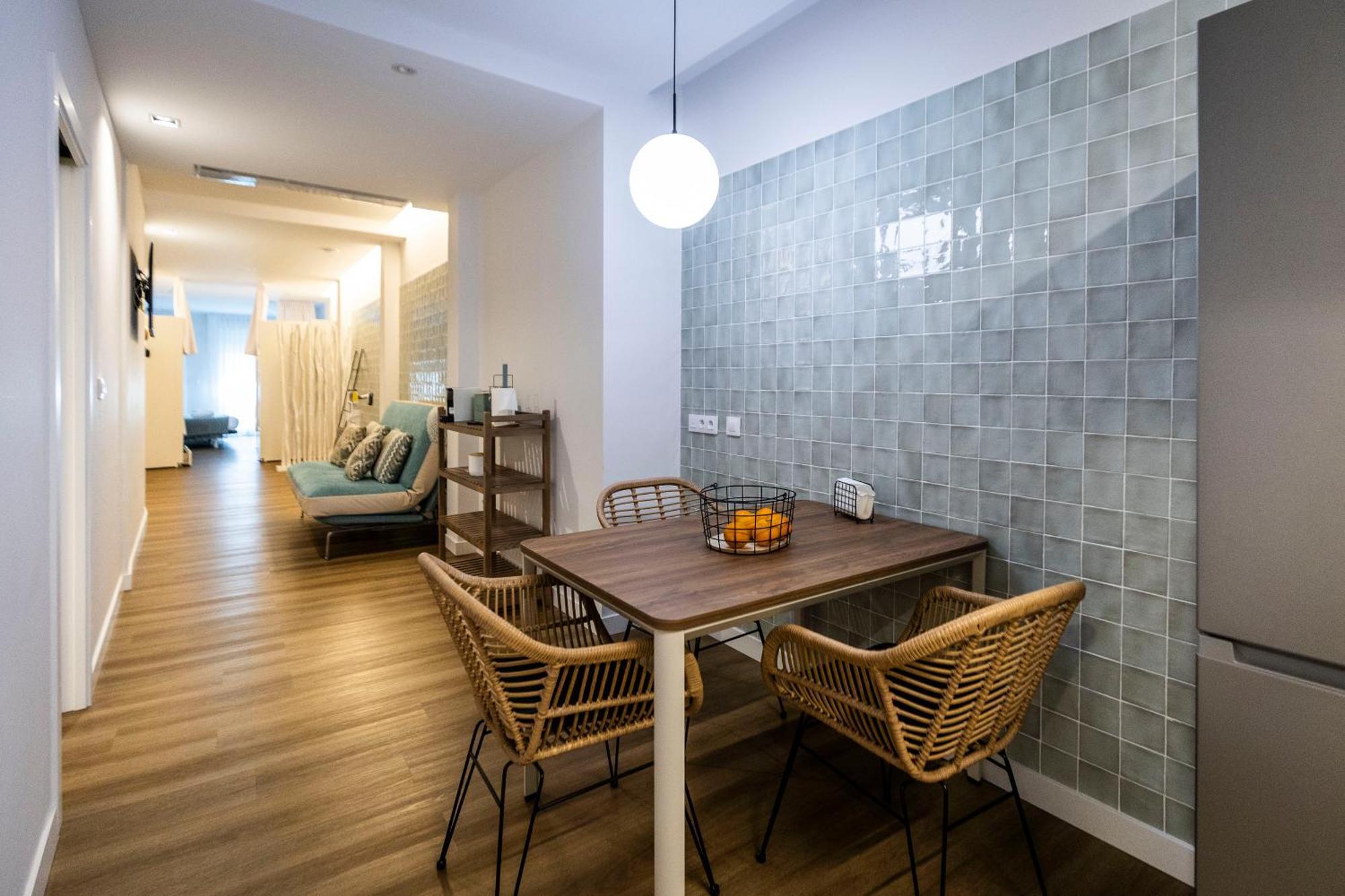 6-Bed Mixed Dormitory Room