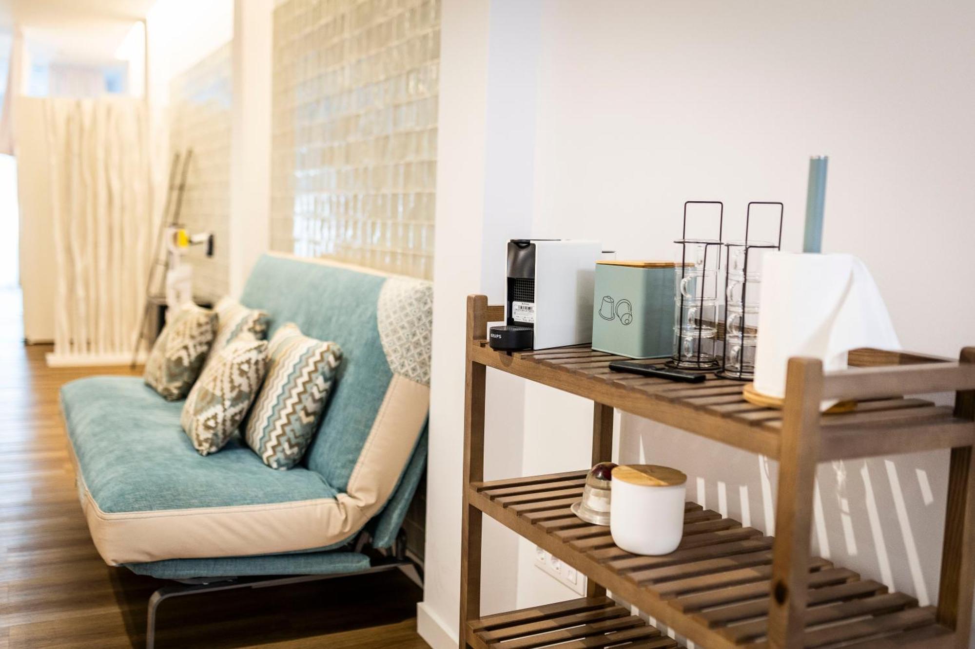 6-Bed Mixed Dormitory Room