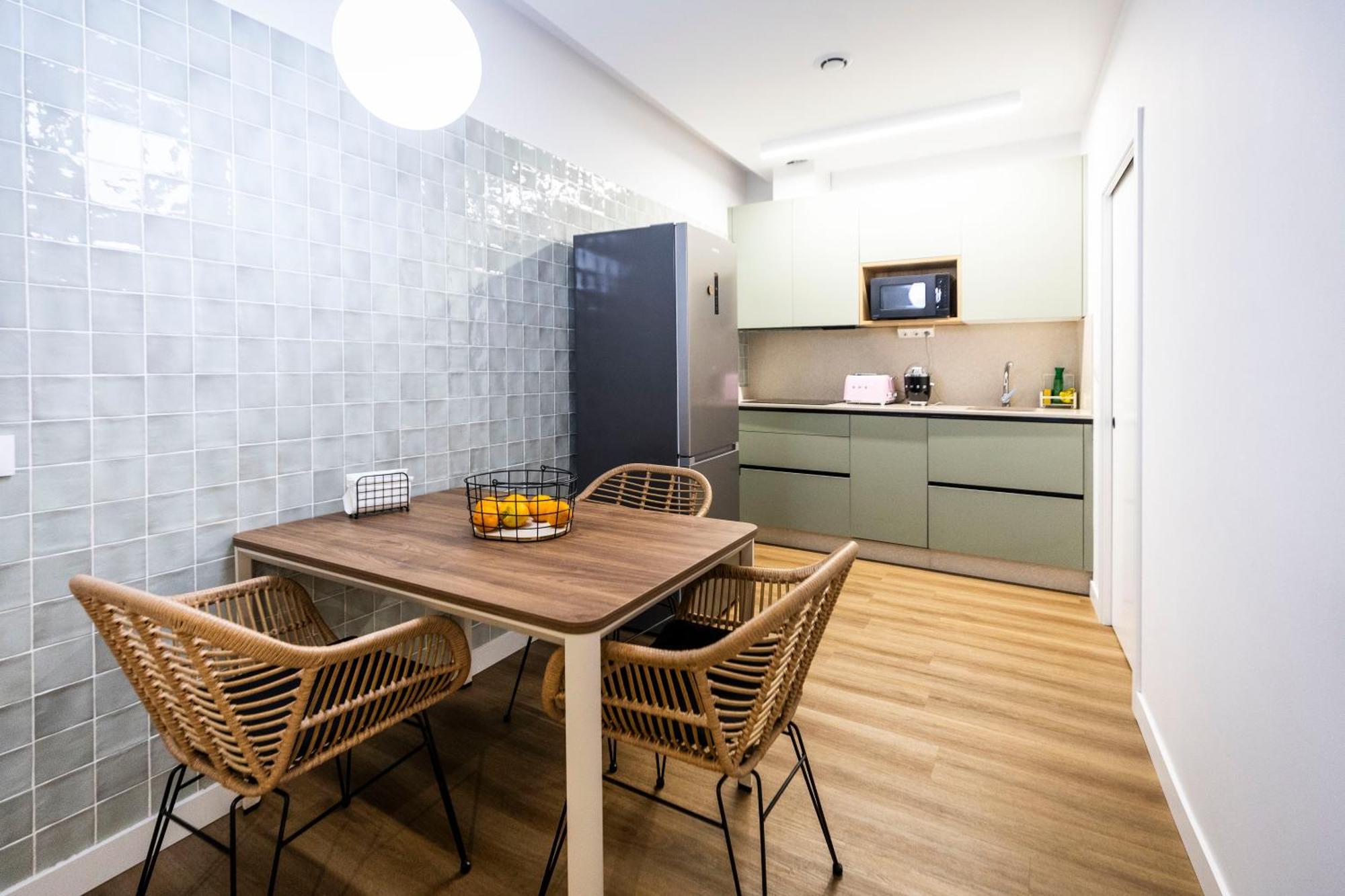 6-Bed Mixed Dormitory Room