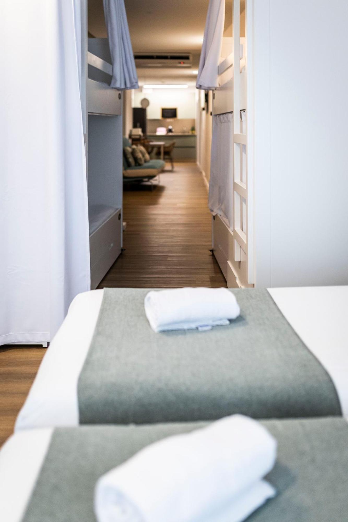 6-Bed Mixed Dormitory Room