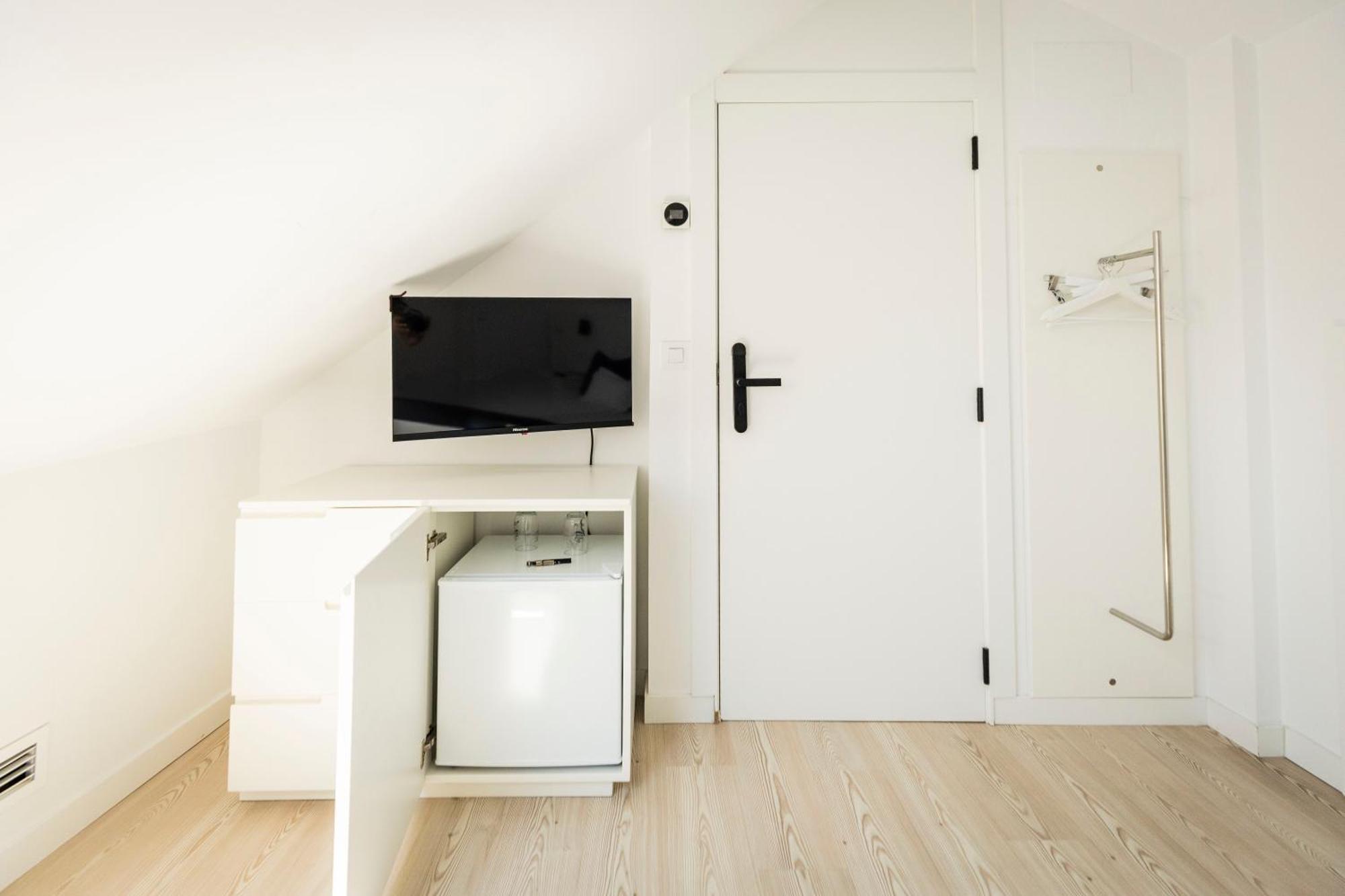 Double Room Private Bathroom