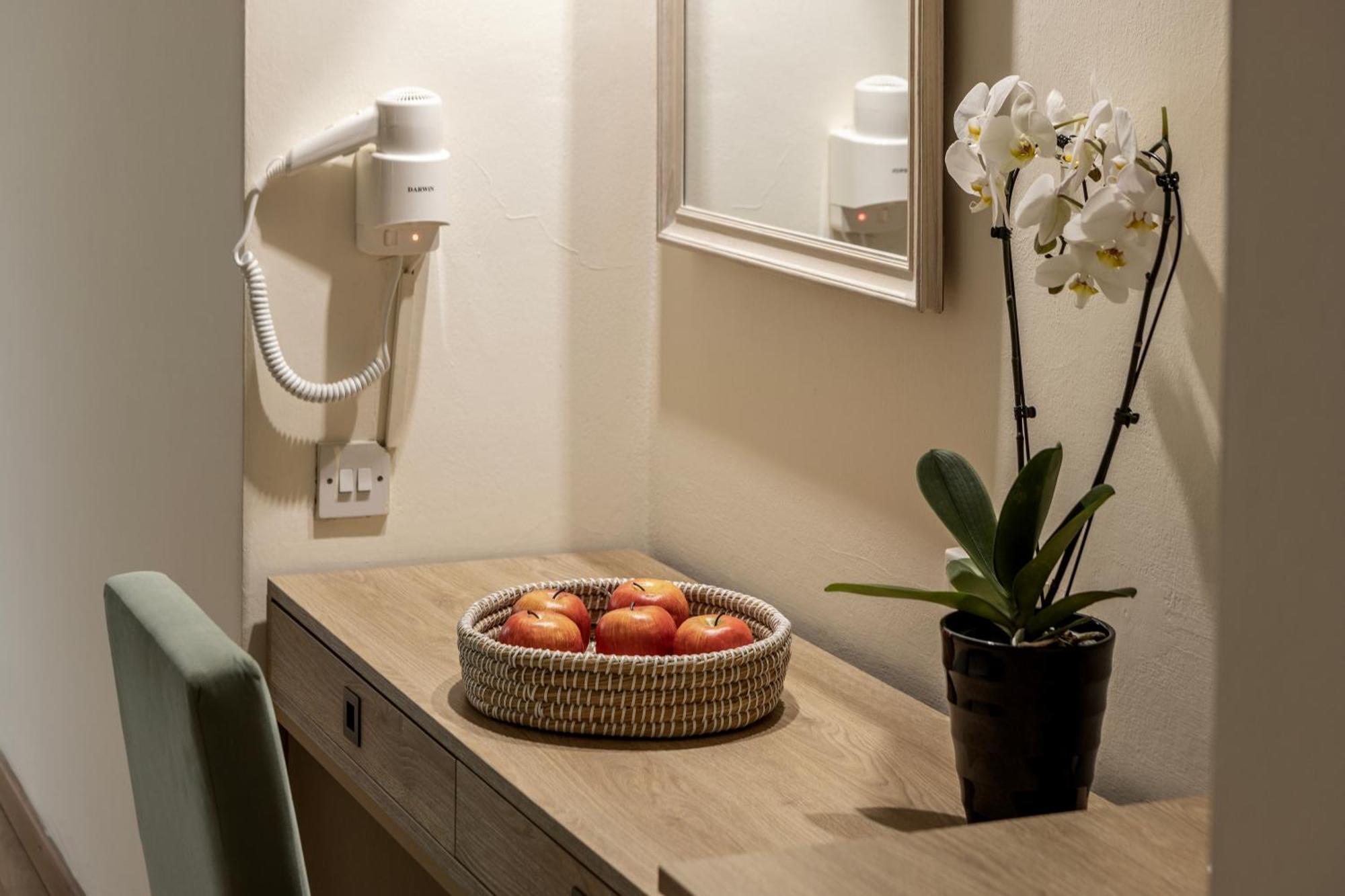 Standard Twin Room Inland View