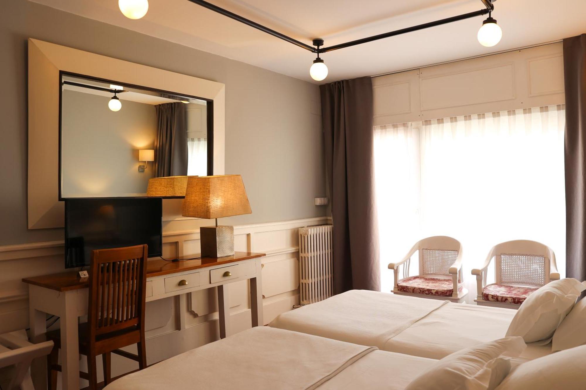 Twin Room City View