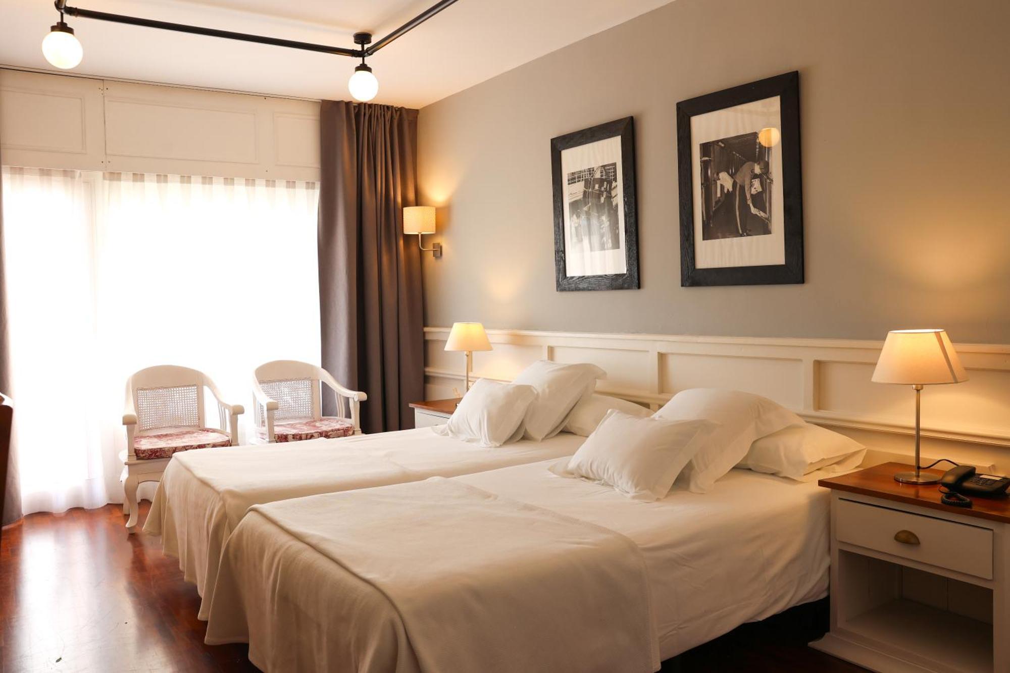 Twin Room City View