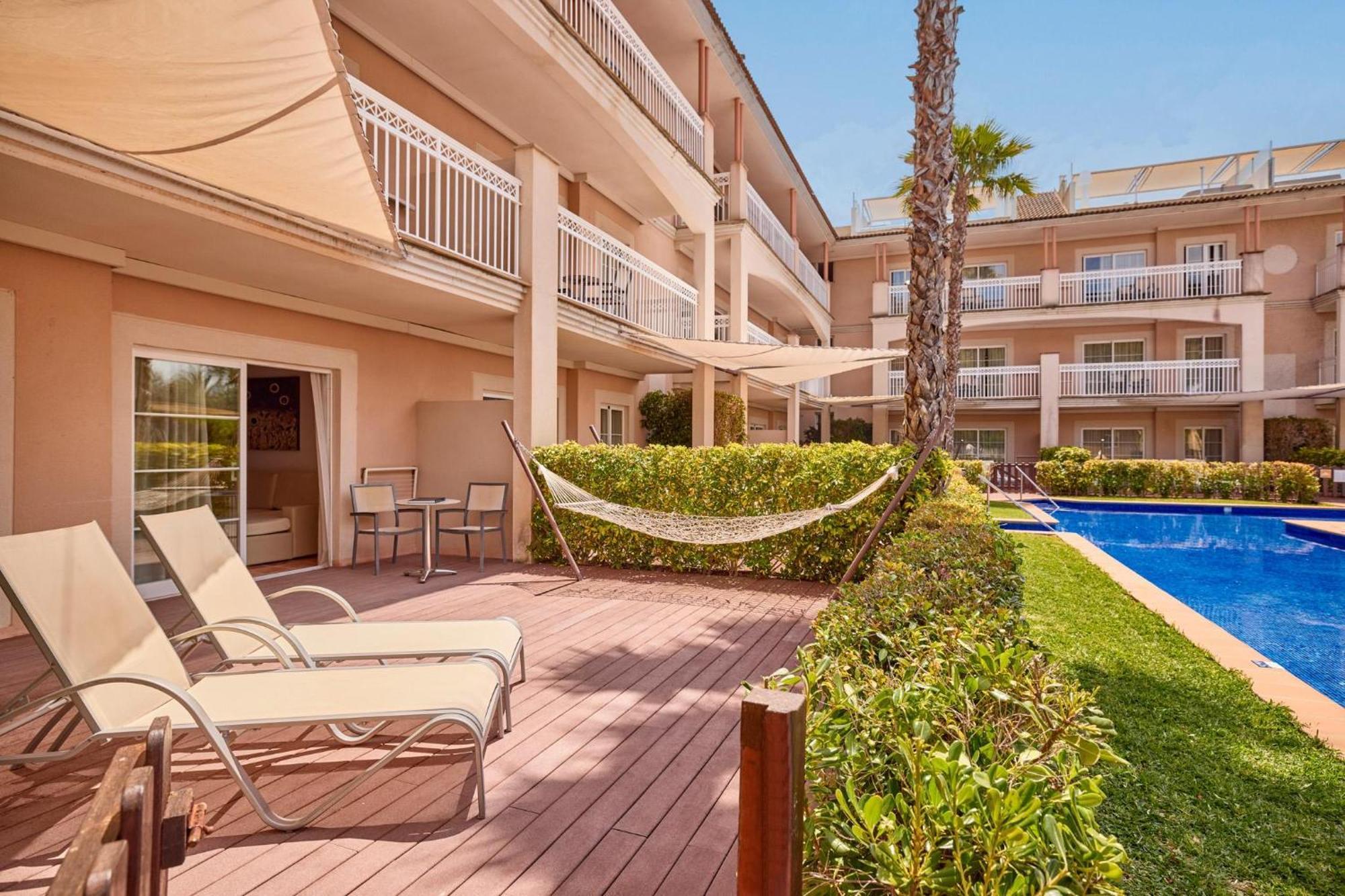 One-Bedroom Suite Swim Up,1682942970:JPEG