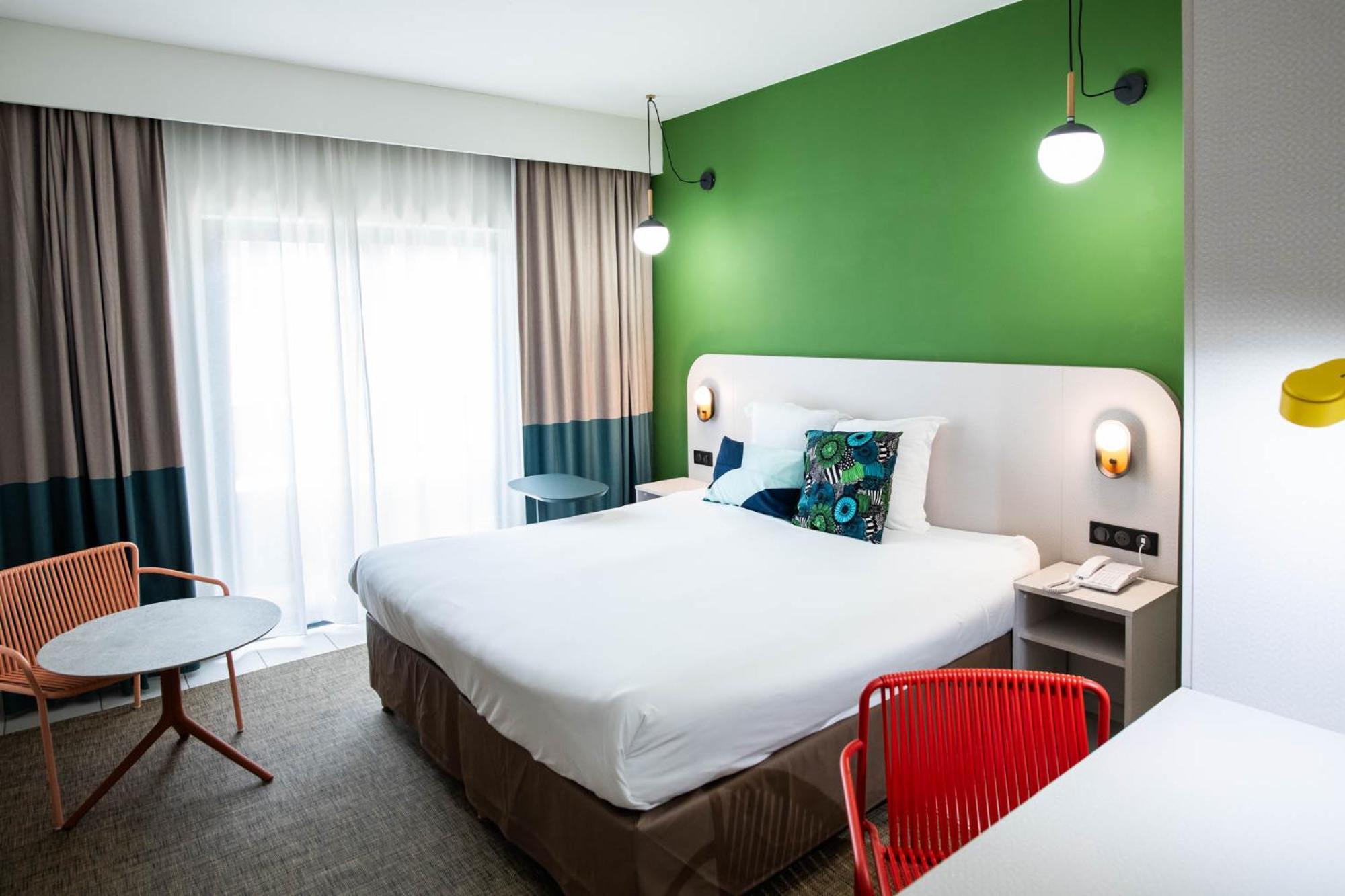 Classic Premium Double Room,1682961993:JPEG