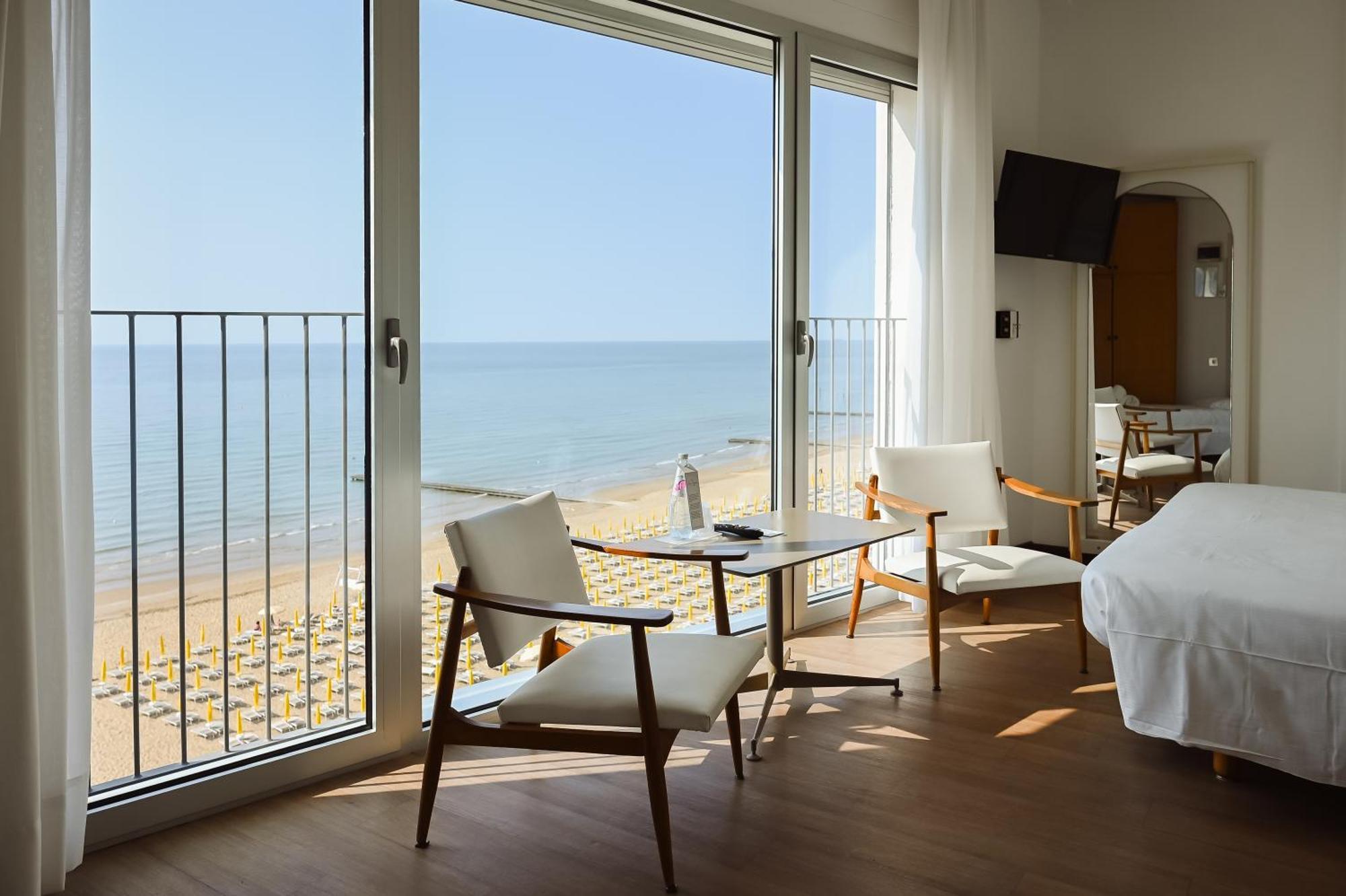 Family Room Sea View