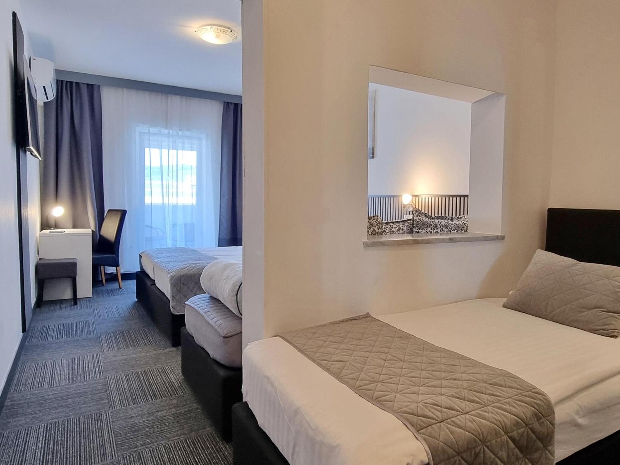 Standard Triple Room,1683805939:JPEG