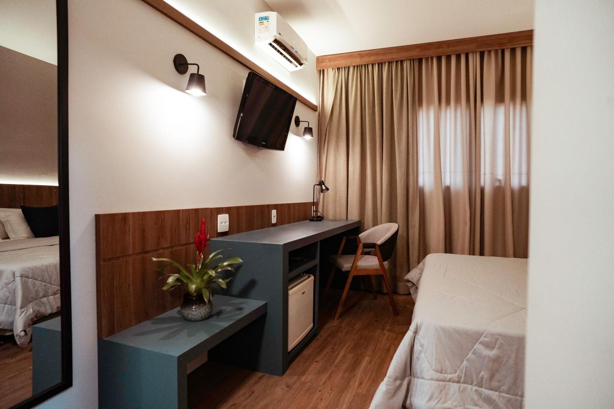 Quarto Superior com Cama Queen-size
