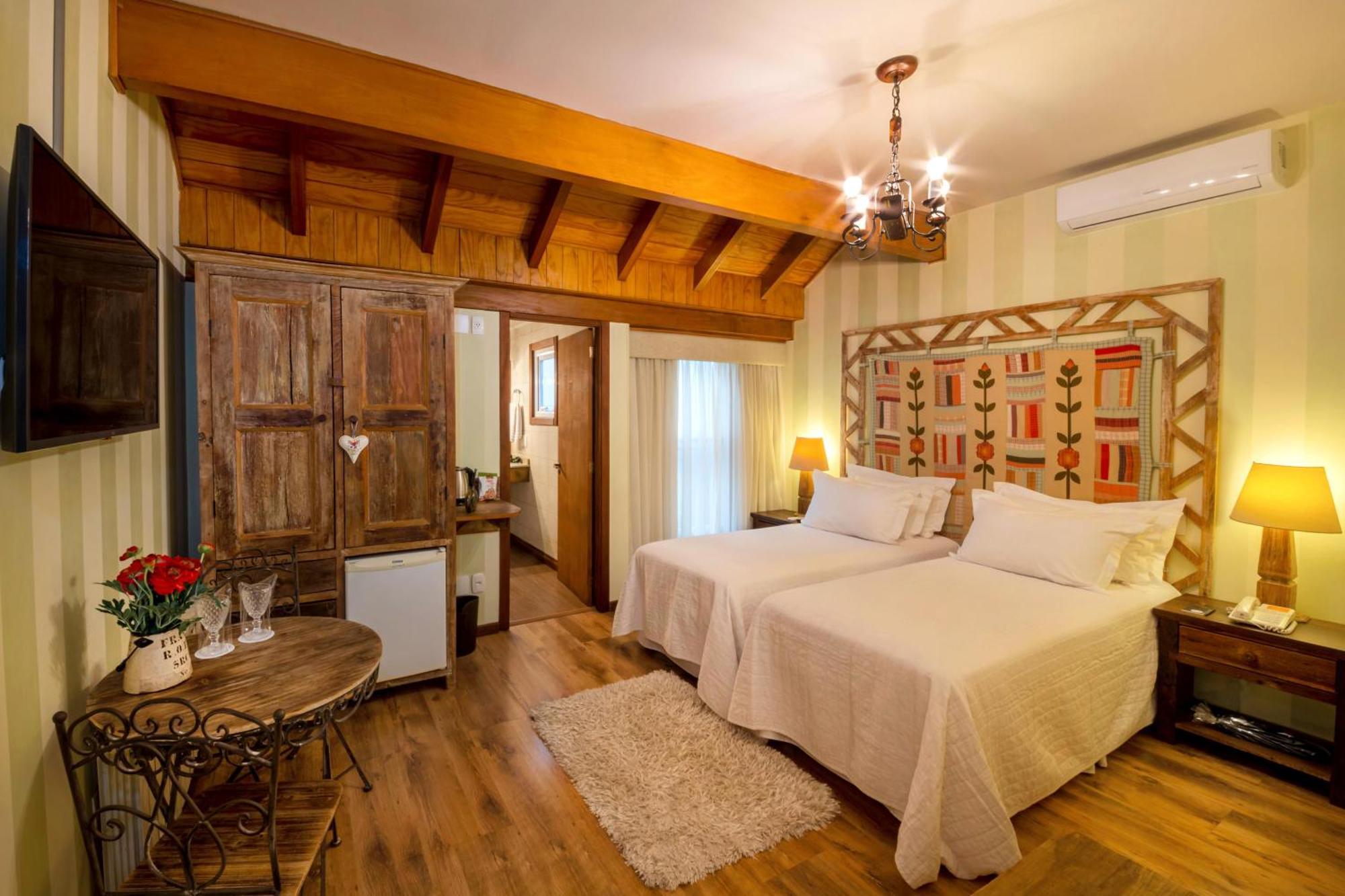 Luxury Triple Room